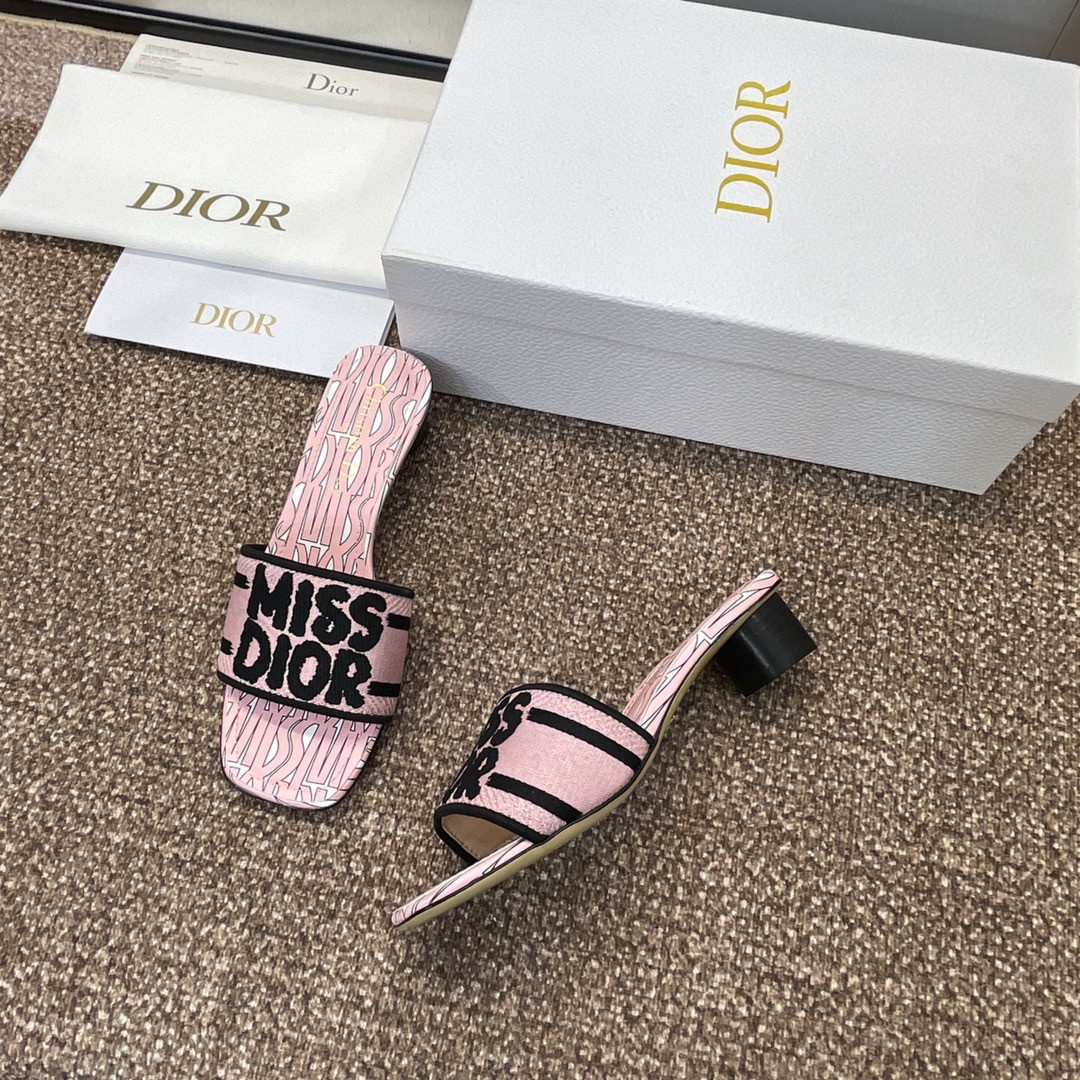 UA D10r Dway Heeled Slide