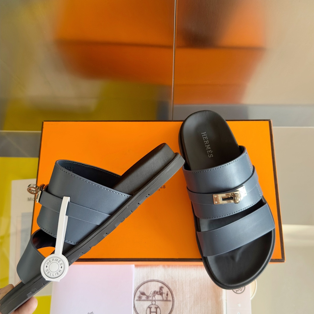UA H**me5 Jackson sandal
