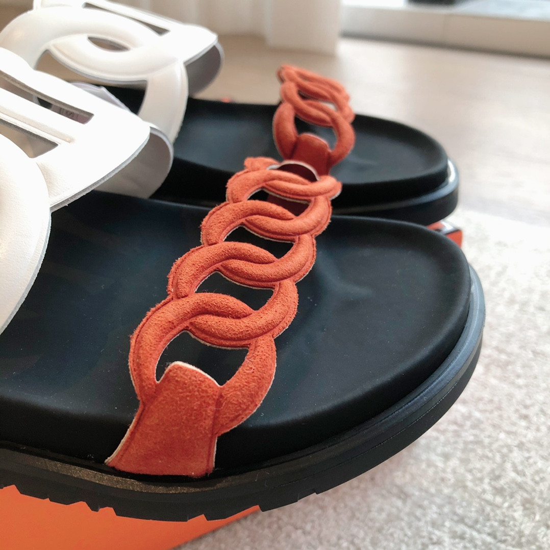 UA H**me5 Extra sandal