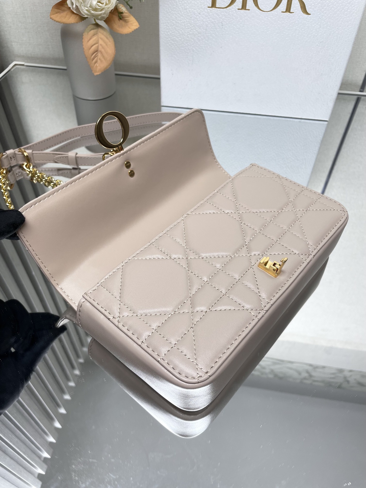 D10r Miss Daisy Mini Bag 22 x 12.5 x 4 cm