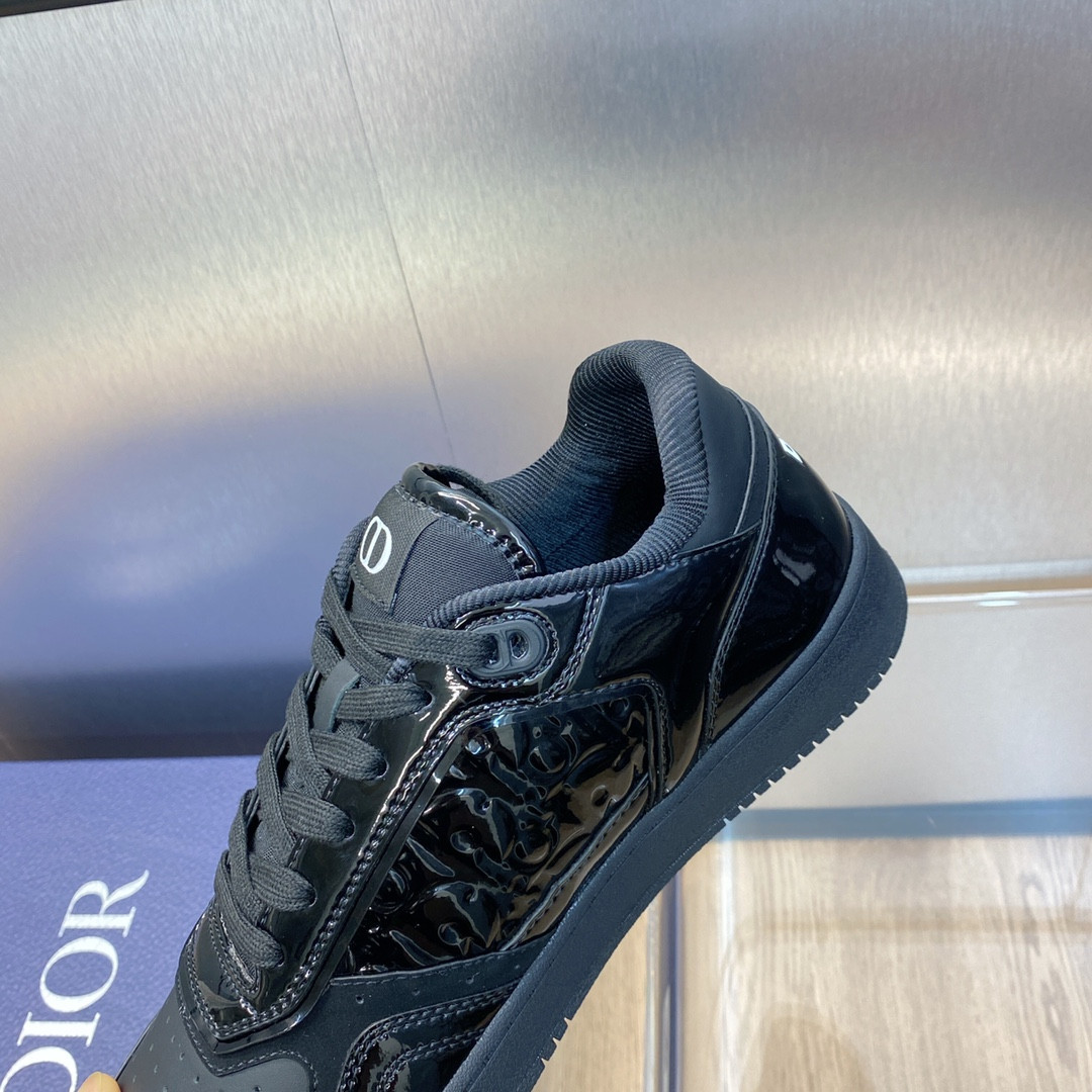 UA D10r B27 Sneaker