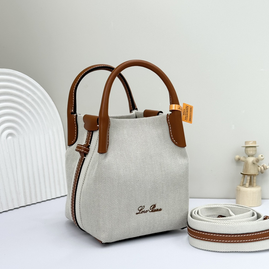 L0r0 P1ana Micro Bale bag  Cotton, Linen 23 x 16 x 14 cm