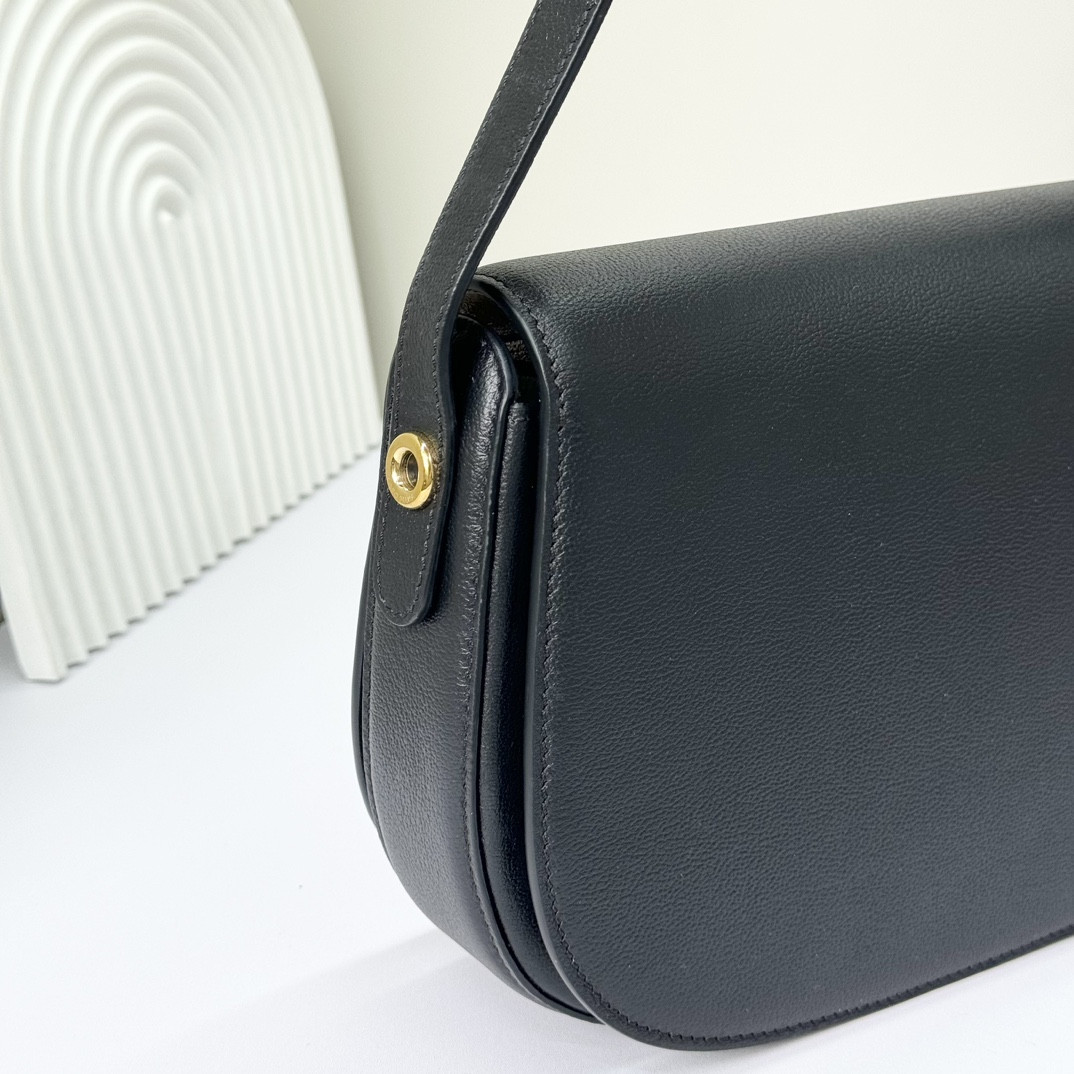 L0r0 P1ana Small Ghiera Bag 23x16x8 cm