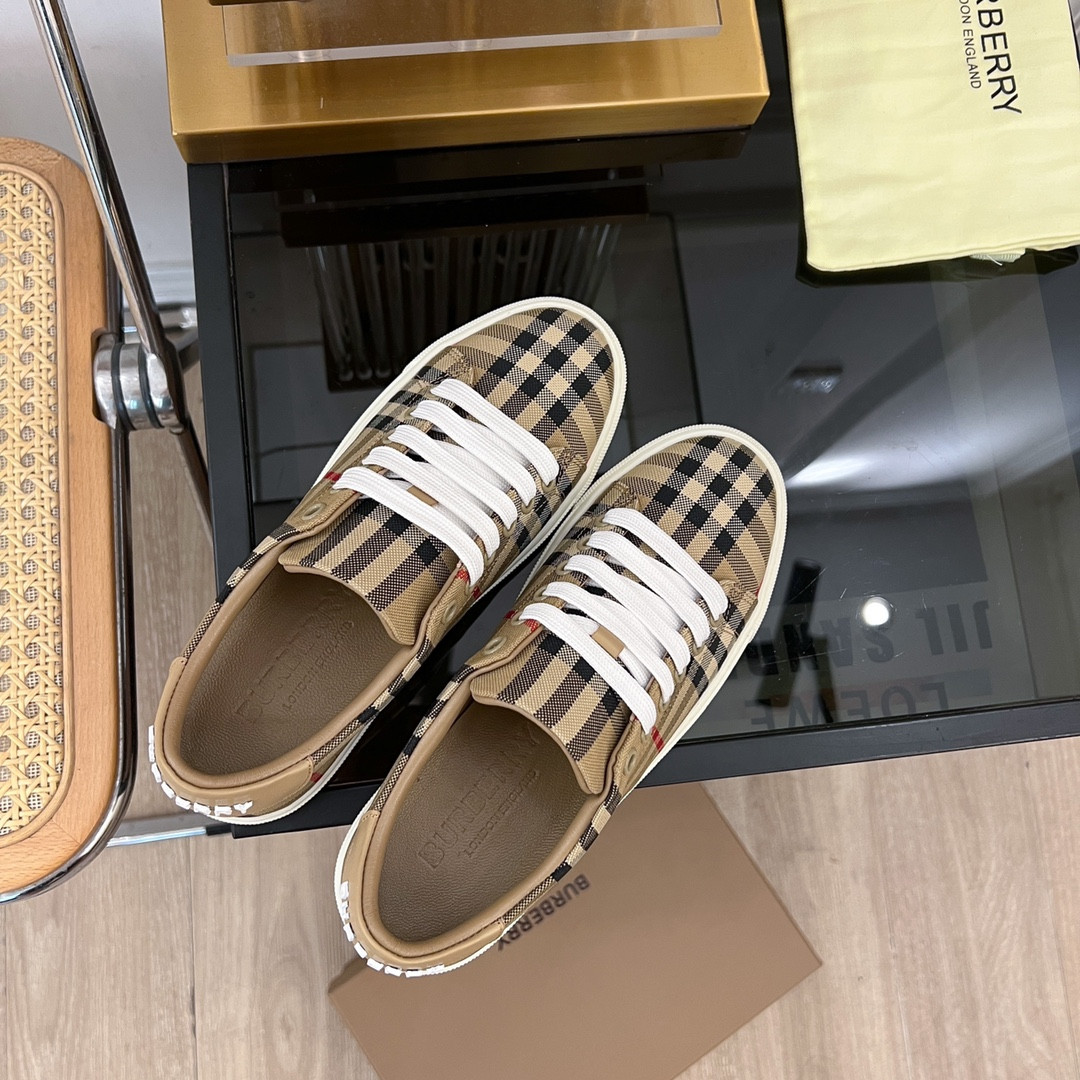 UA Bv*b*rry Check  Sneakers