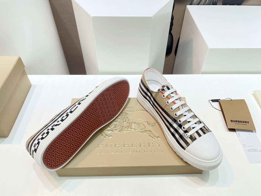 UA Bv*b*rry Check Sneakers