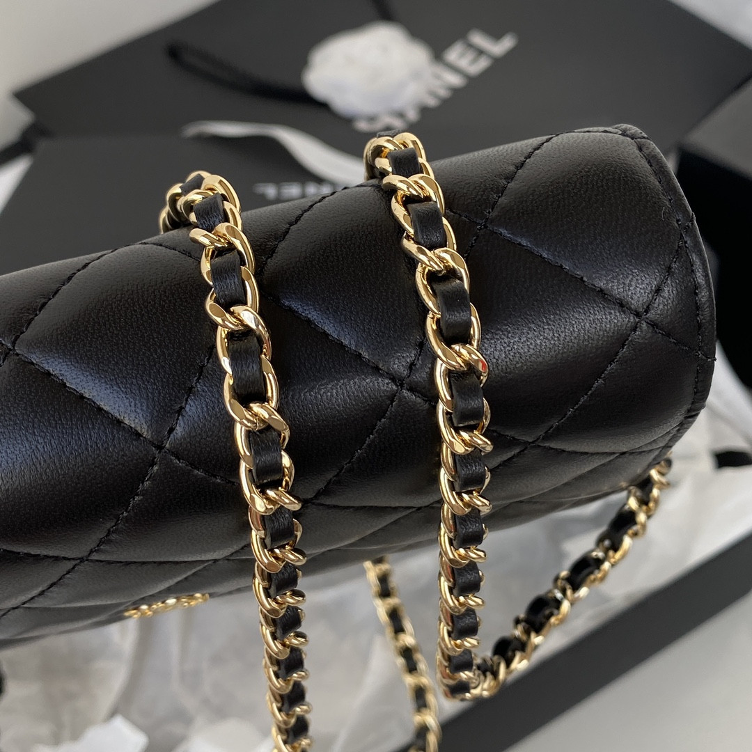 Ch**el WALLET ON CHAIN 12.3 × 19.2 × 3.5 cm