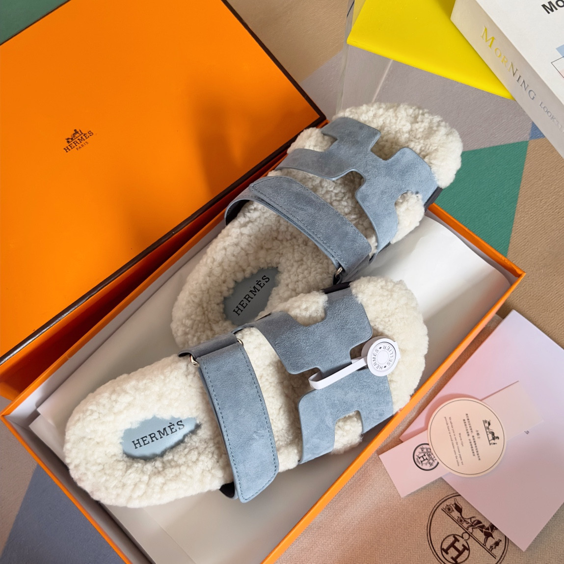 UA H**me5 Chypre sandal