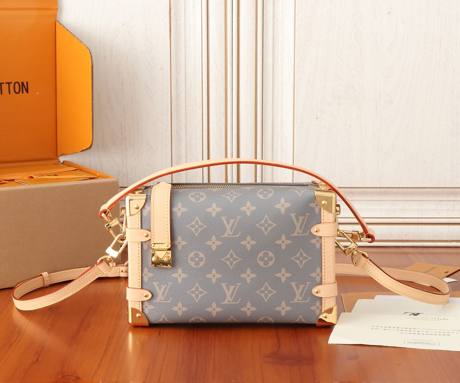 LV Side Trunk M12428 21x14x6CM