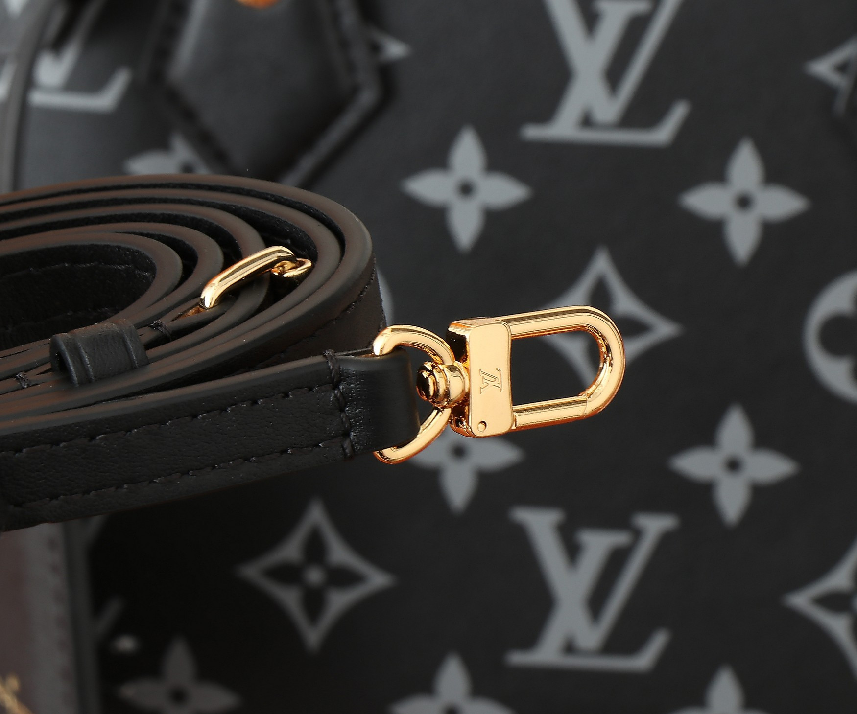 LV Monogram Ink Alma BB M12289 23.5x17.5x11.5CM