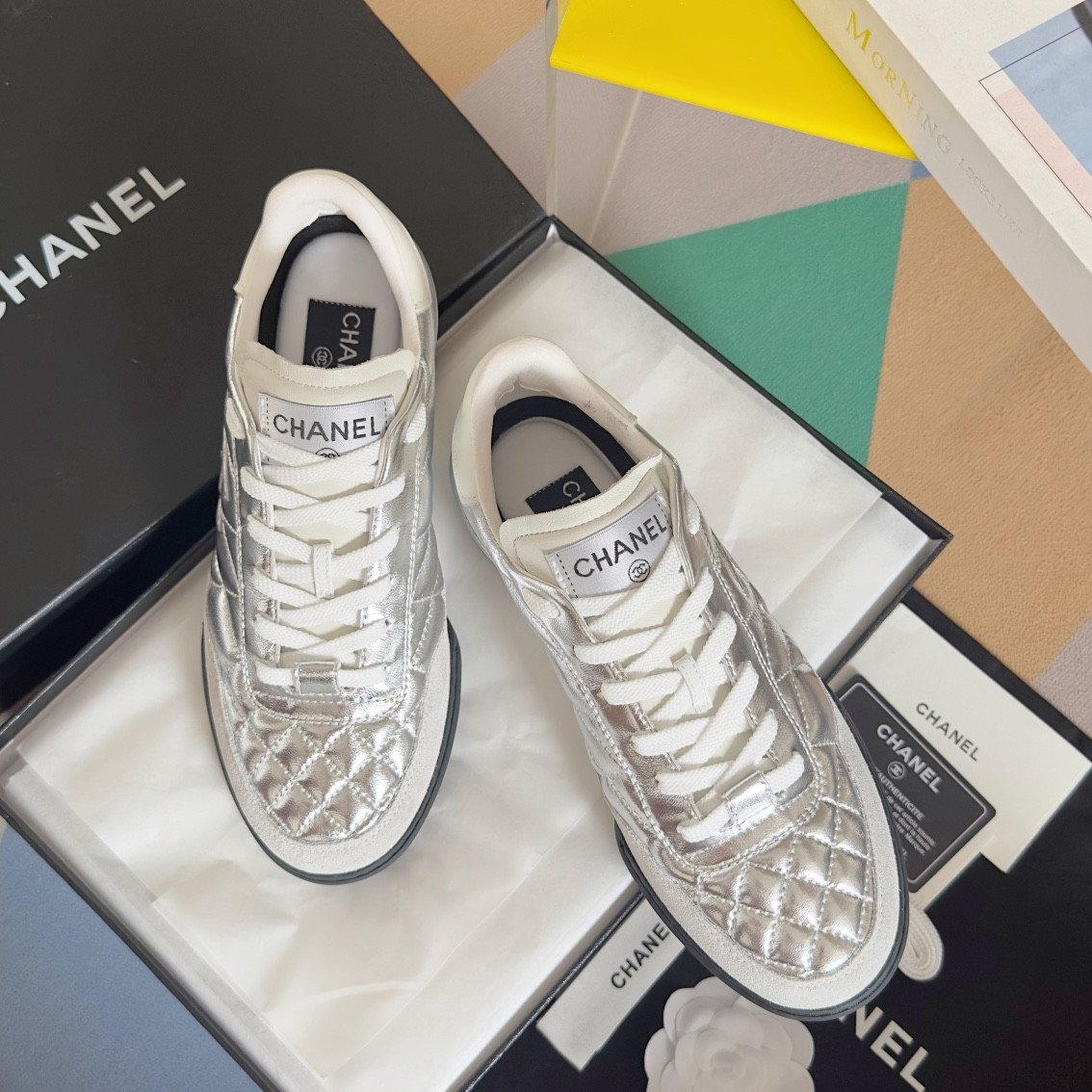 UA Ch**el SNEAKER