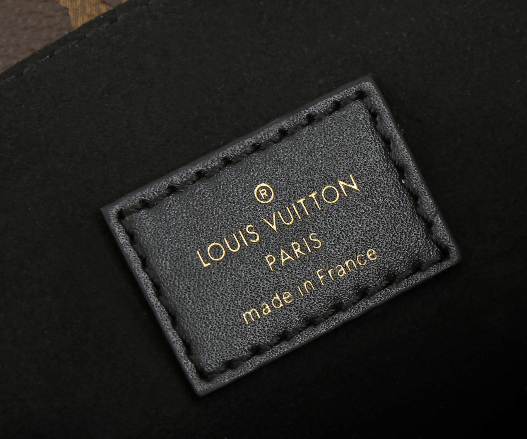 LV Pochette Métis Backpack M11941 20x17x7CM