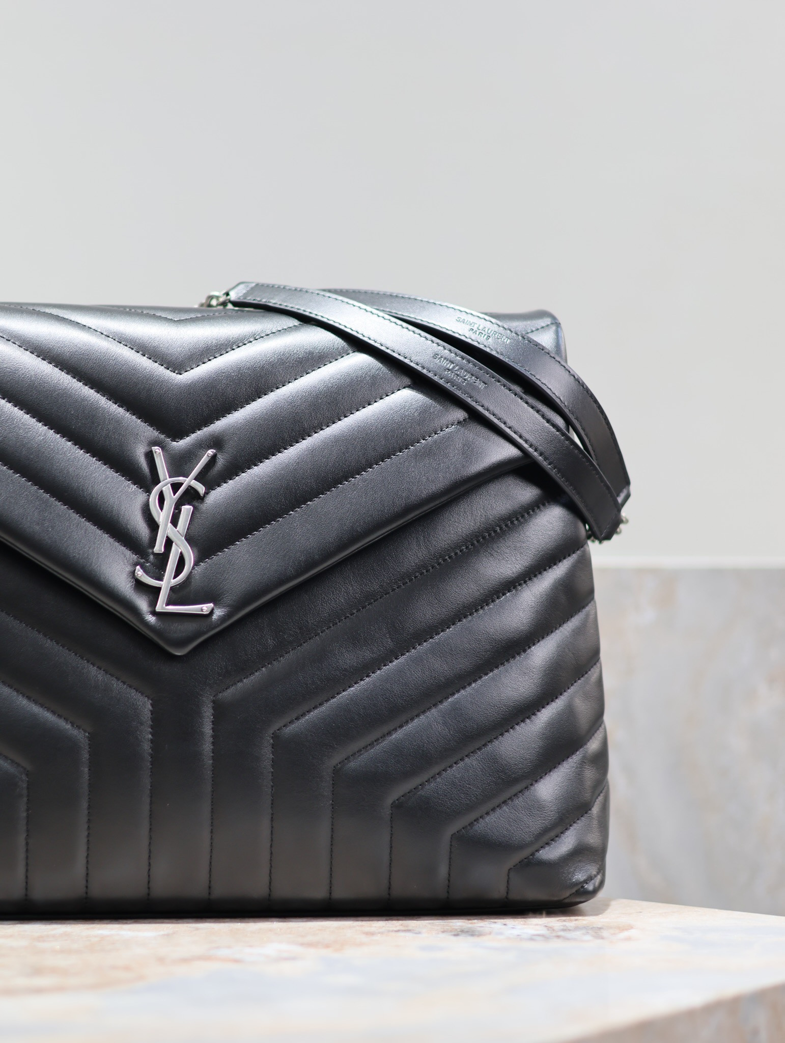 Y51 LouLou 36×27×14cm