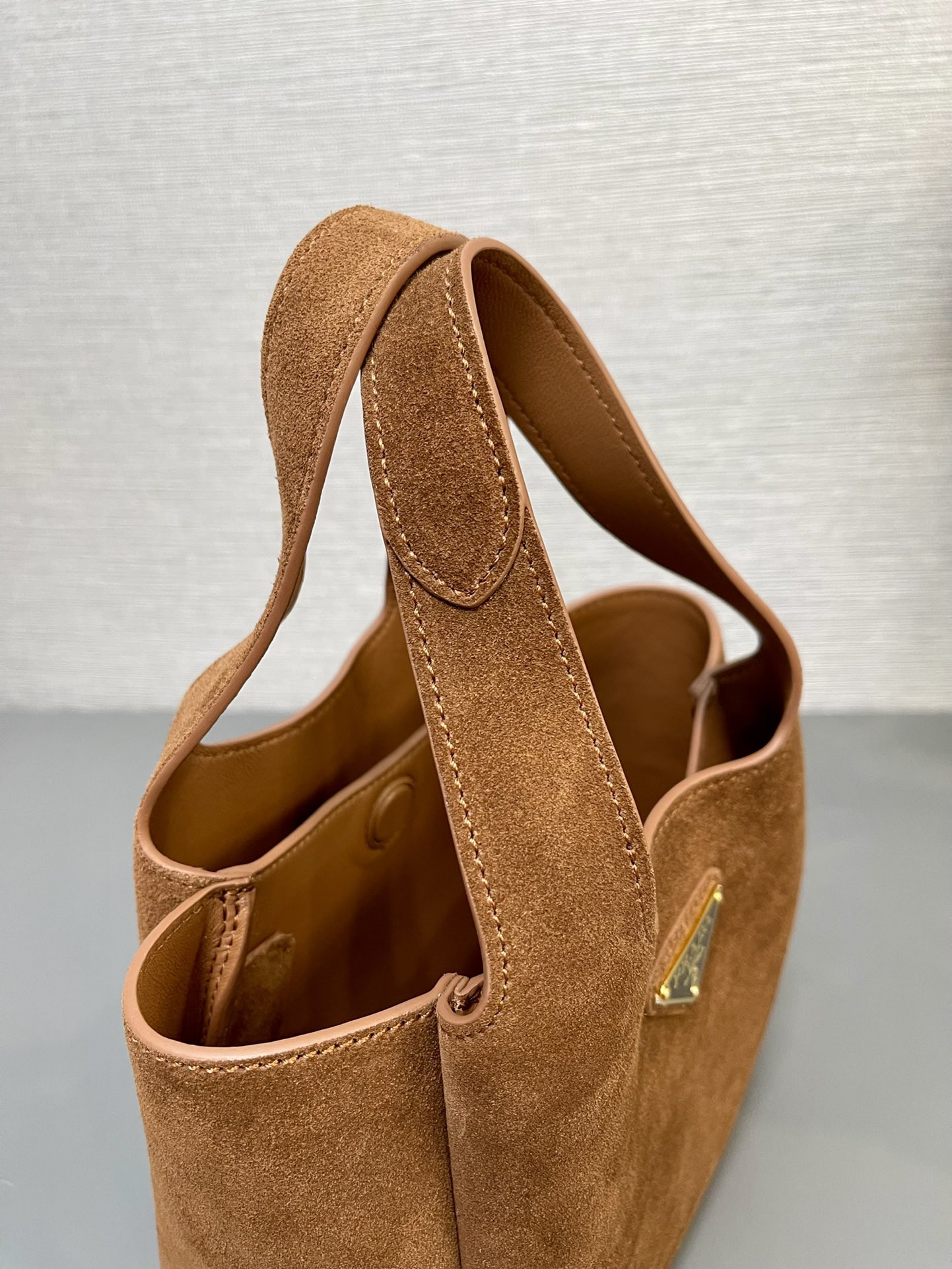Pra*a tote18x16x10cm