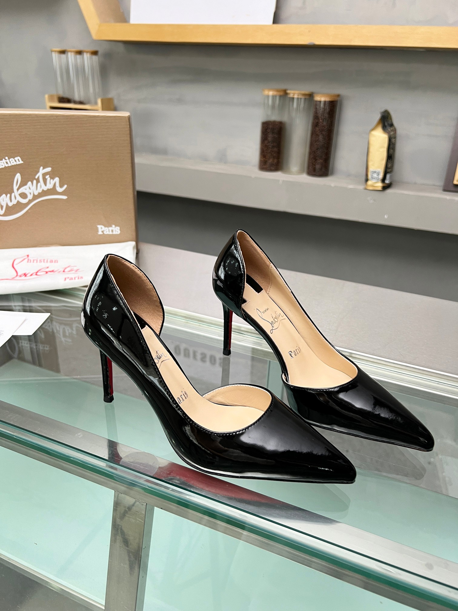 ua chr1st1an louboutin cl red-botT0m shoes