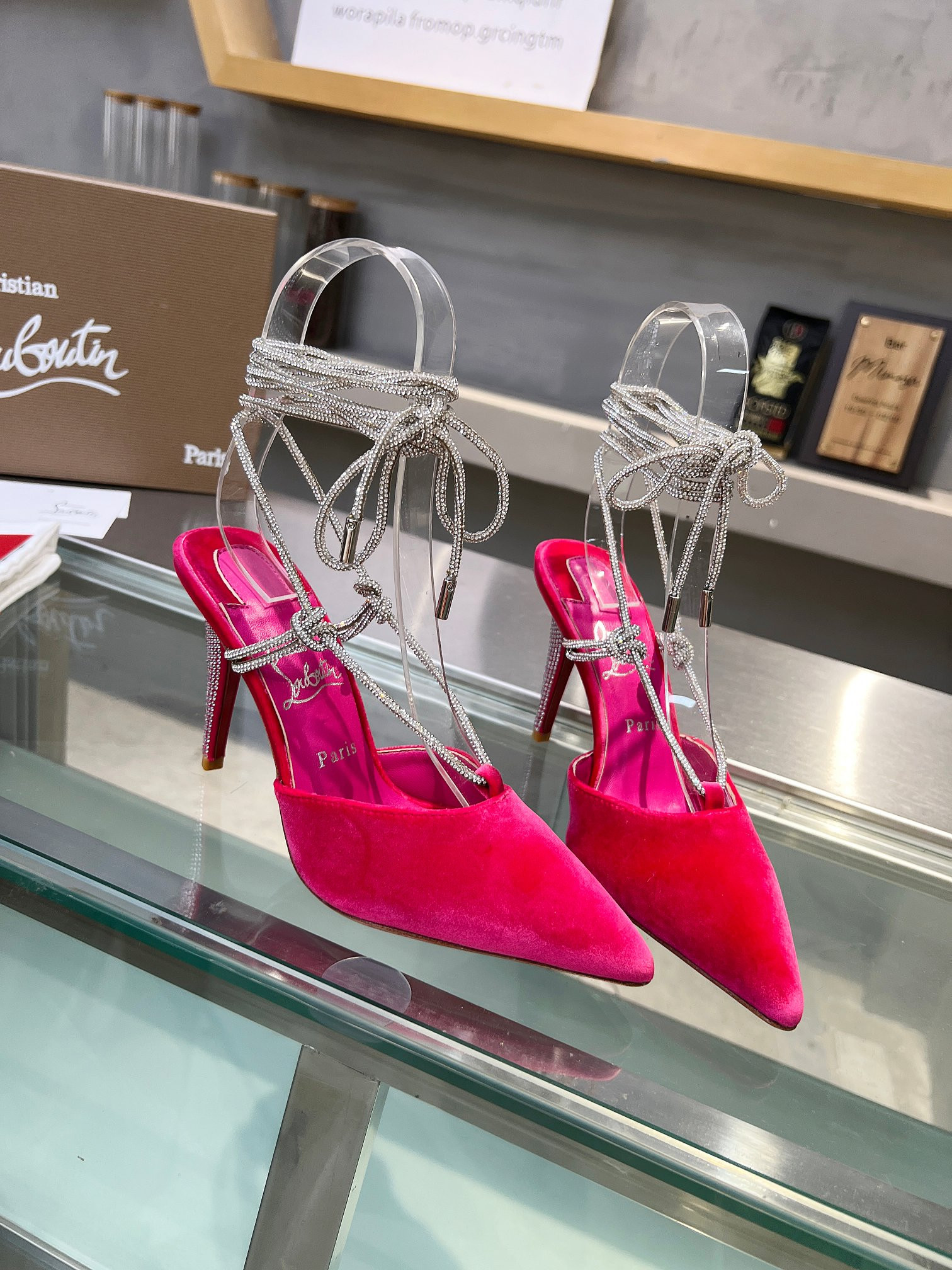 ua chr1st1an louboutin cl red-botT0m shoes