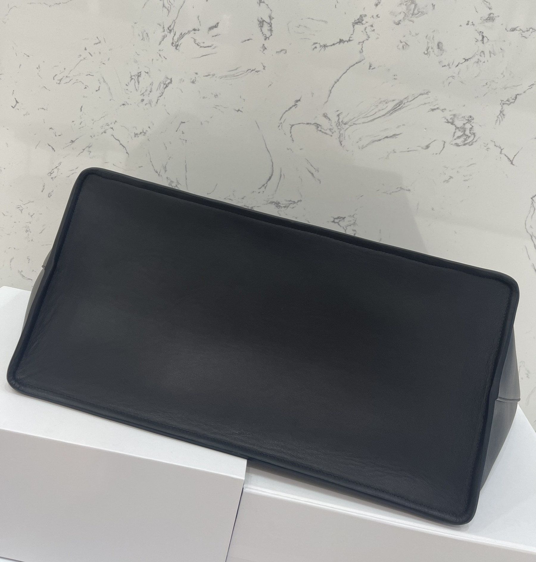 The R0w EW MARGAUX ldaho bag 53x19x19.5x38cm