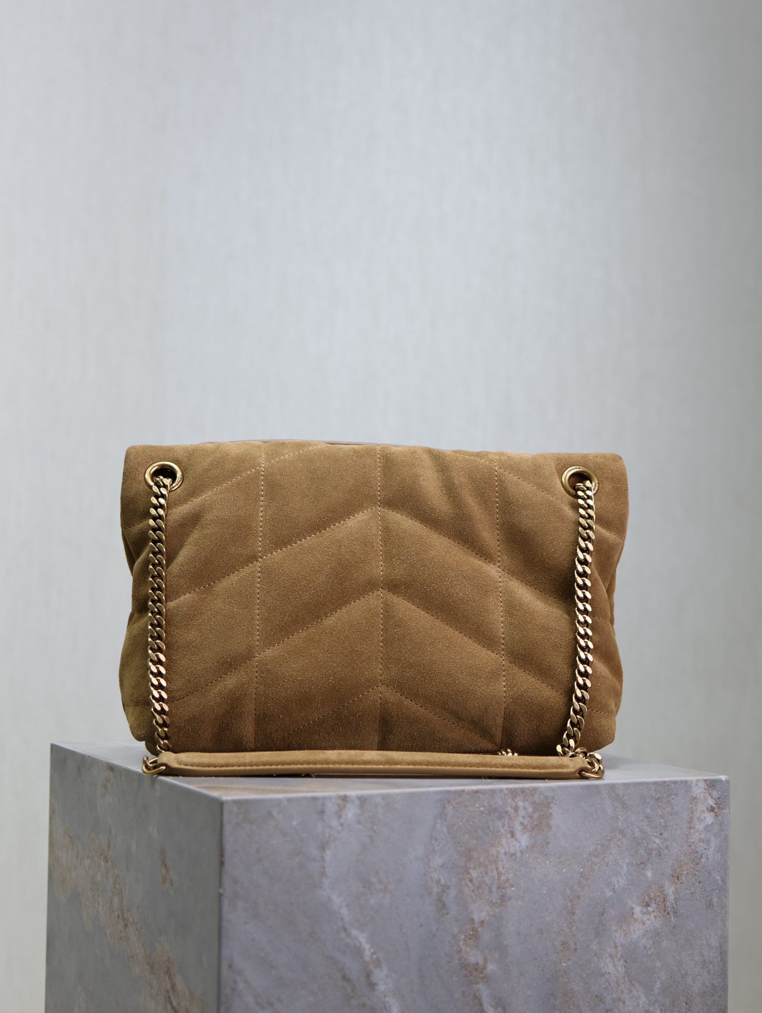 Y51 Loulou Small Puffer (Suede)  29 x 17 x 11cm