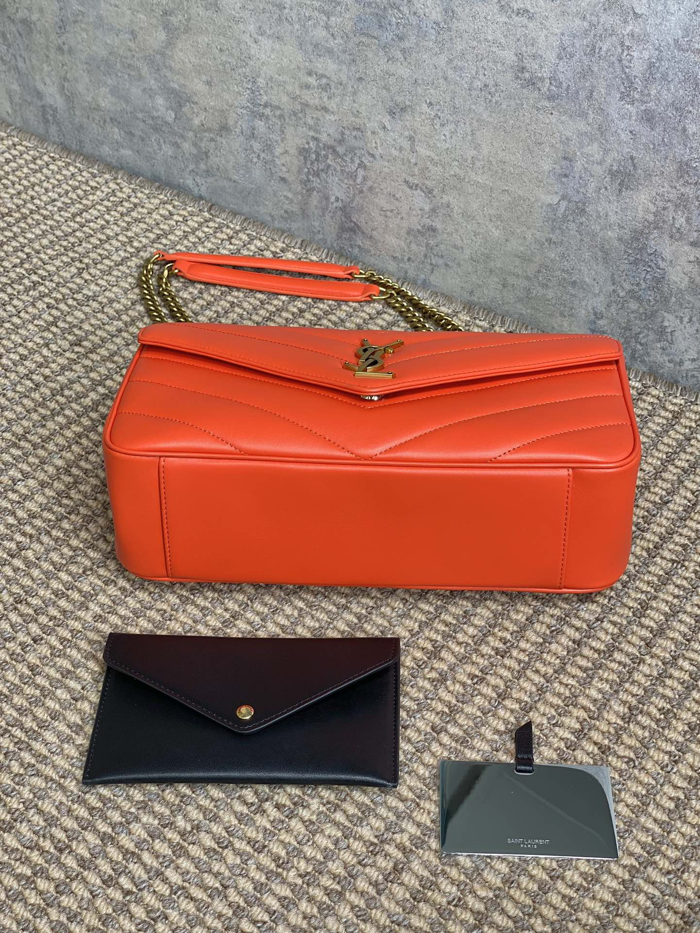 Y51 LOULOU medium in MATELASSÉ lambskin 29x17x8cm