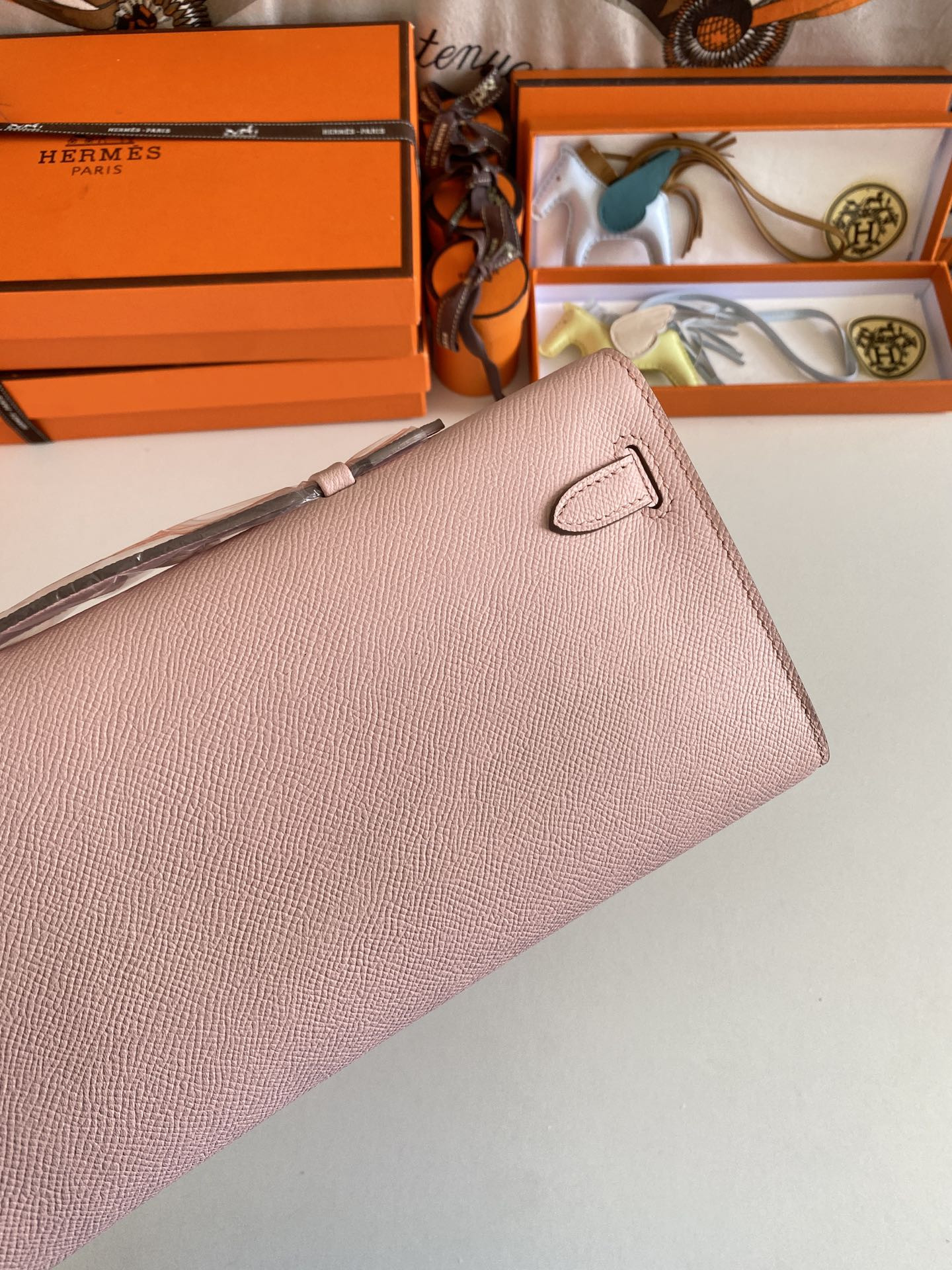 H**me5 Kelly Cut 31cm Epsom Leather