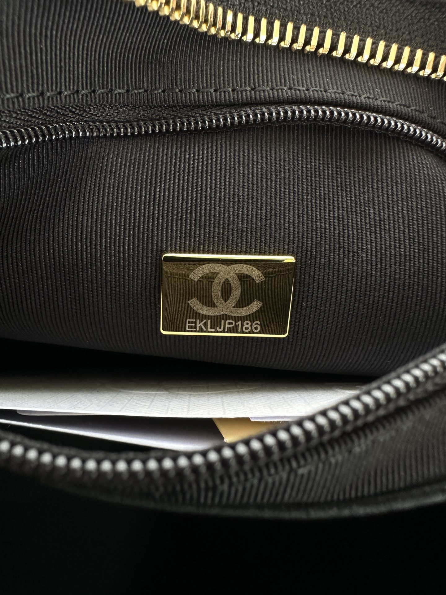 Ch**el Hobo Handbag 30×35×9cm