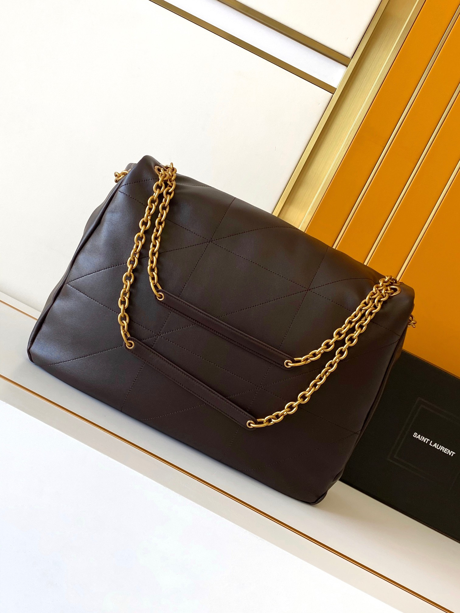 Y51 large jamie 4.3 in lambskin 43x29x9cm