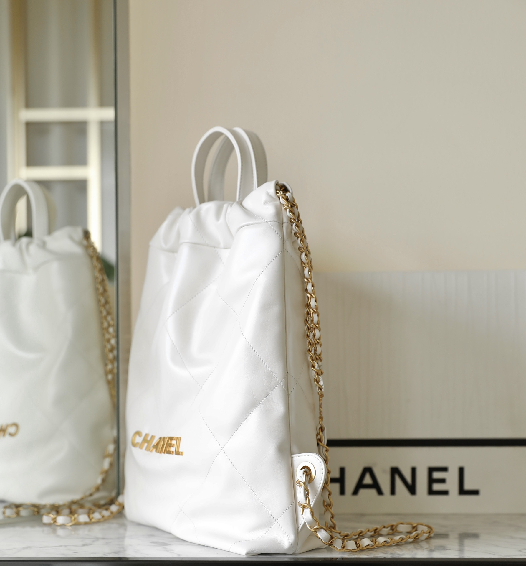 Ch**el 22 Handbag Calfskin 29x34x10.5cm