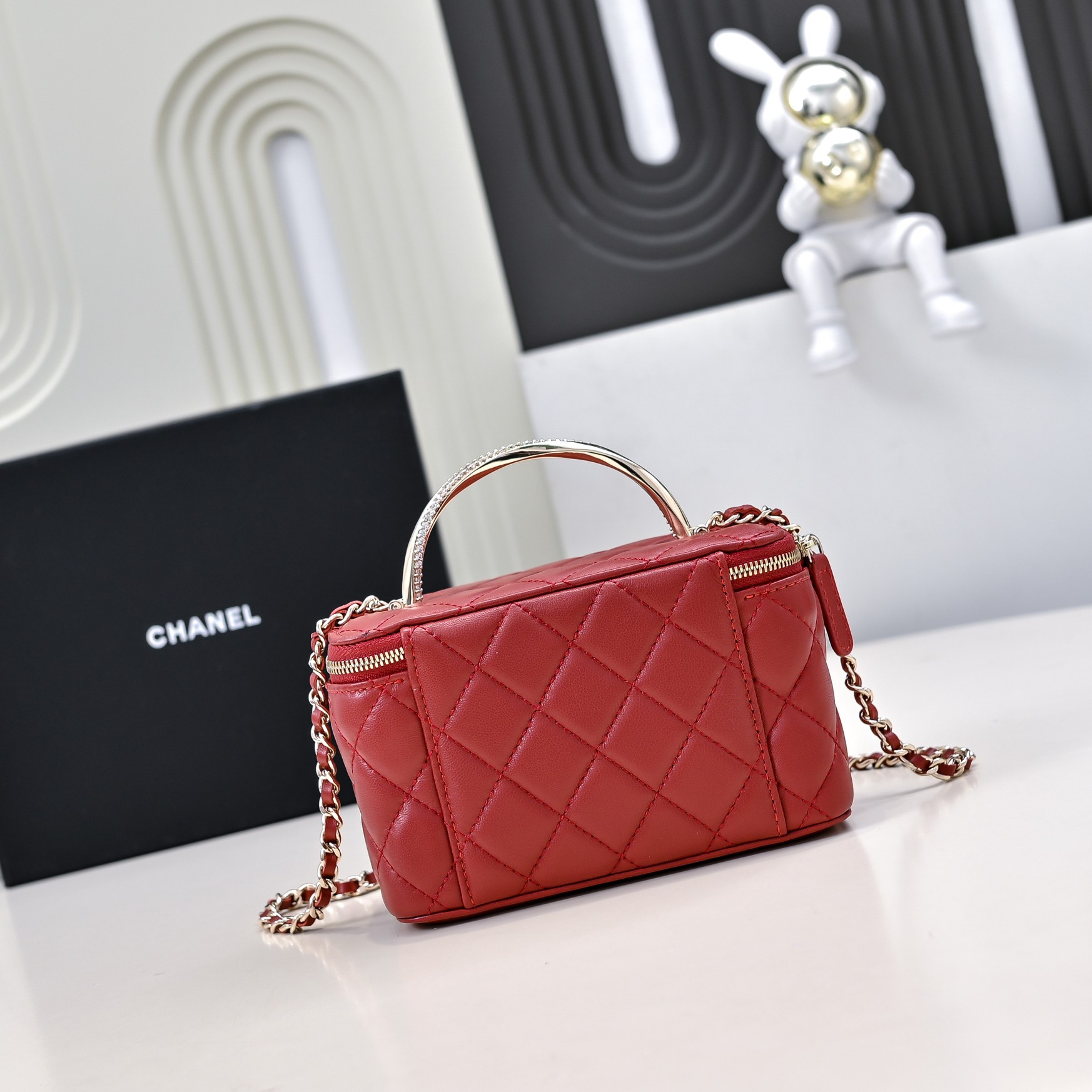 Ch**el Clutch With Chain 17cm