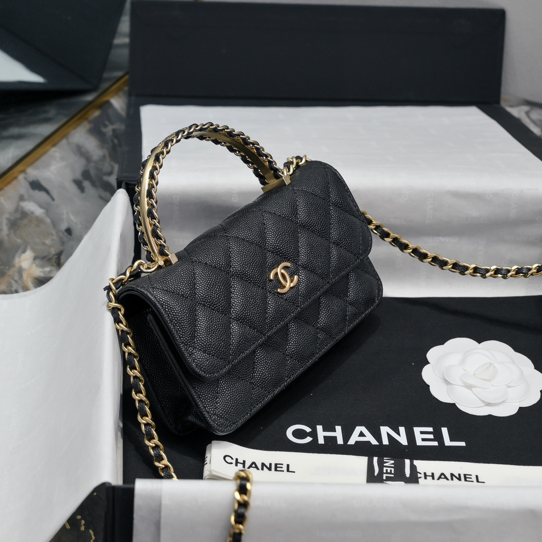 Ch**el woc CLASSIC WALLET ON CHAIN 17cm