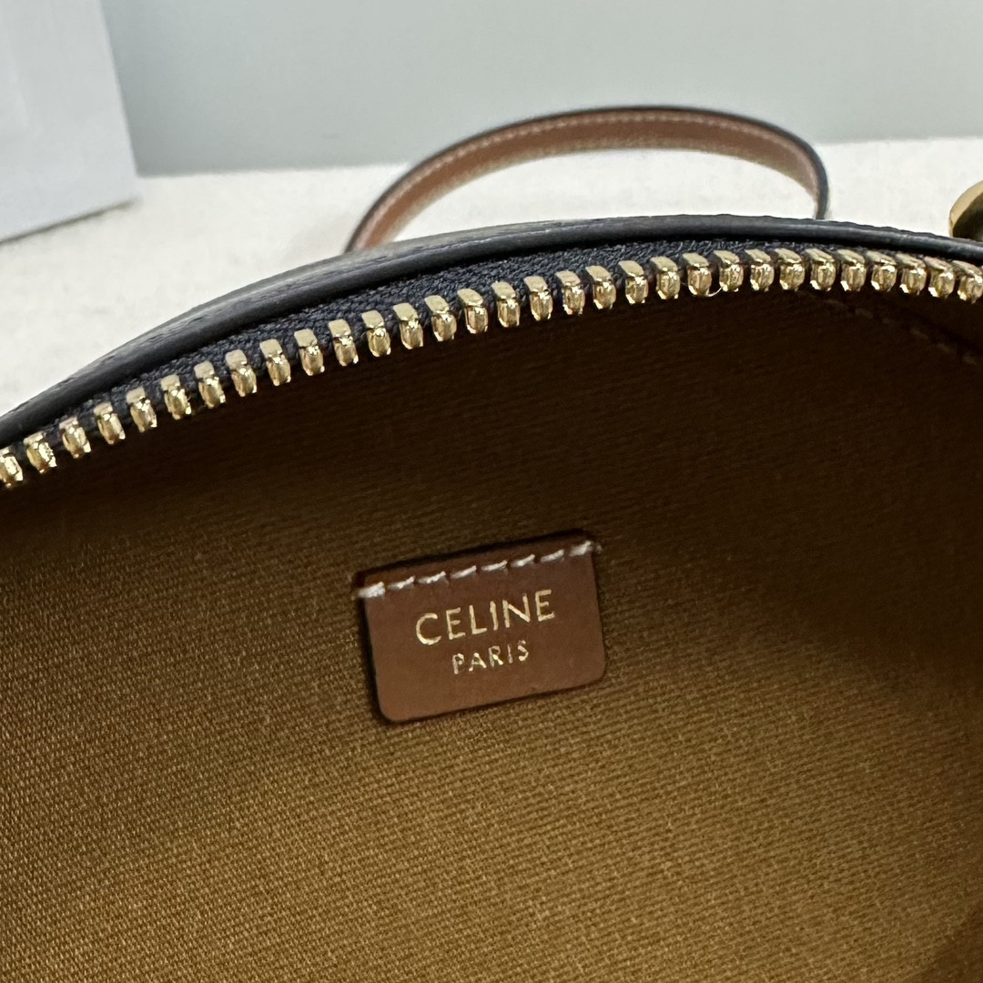 Ce1i*e HALF MOON CASE IN triomphe canvas and calfskin 17.5x12x6cm