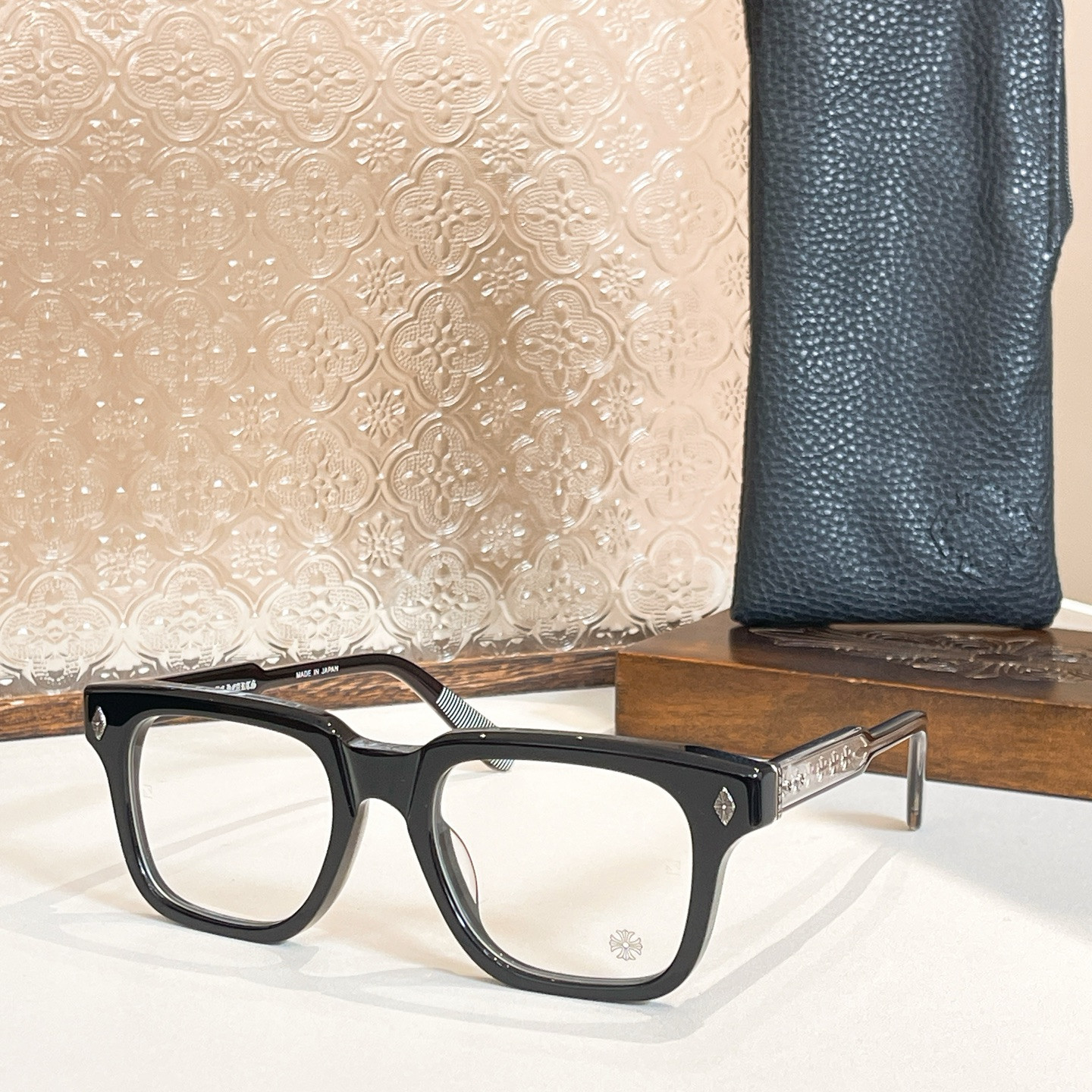 Ch*0me He**ts Glasses AMBIDIXTROUS 52-19-150