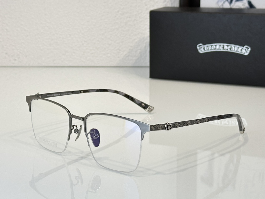 Ch*0me He**ts Glasses CH8258 53-17-148
