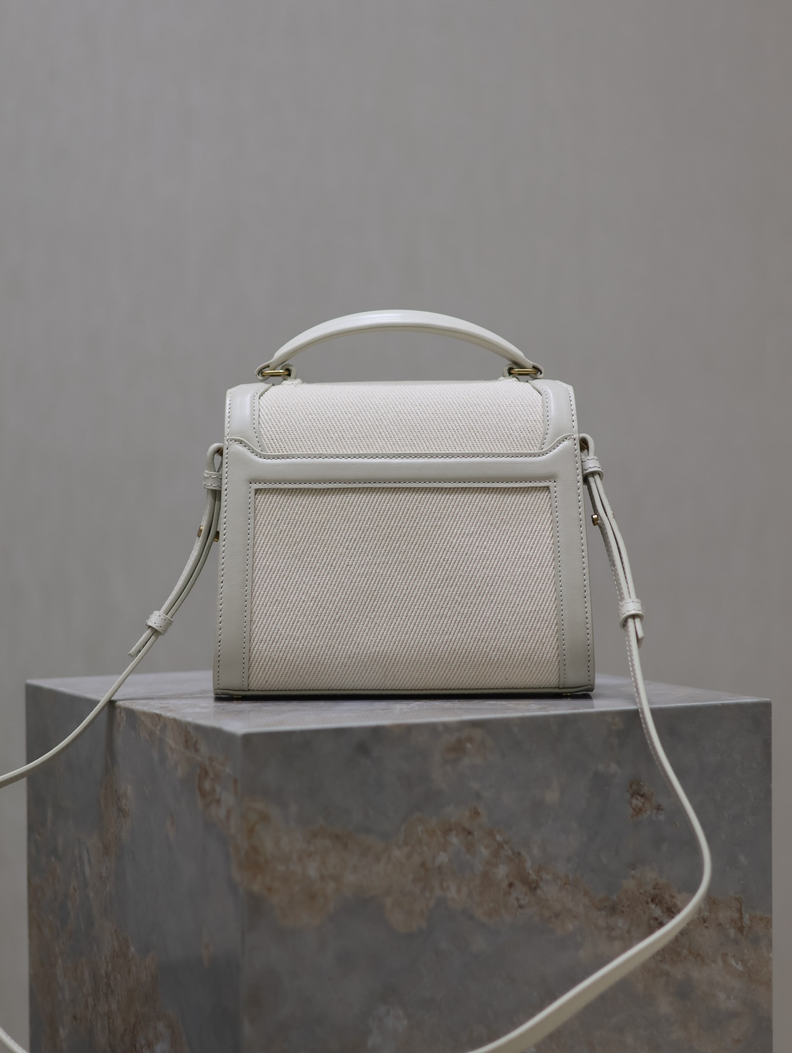 Y51 cassandra mini top handle bag 20x16x7.5cm
