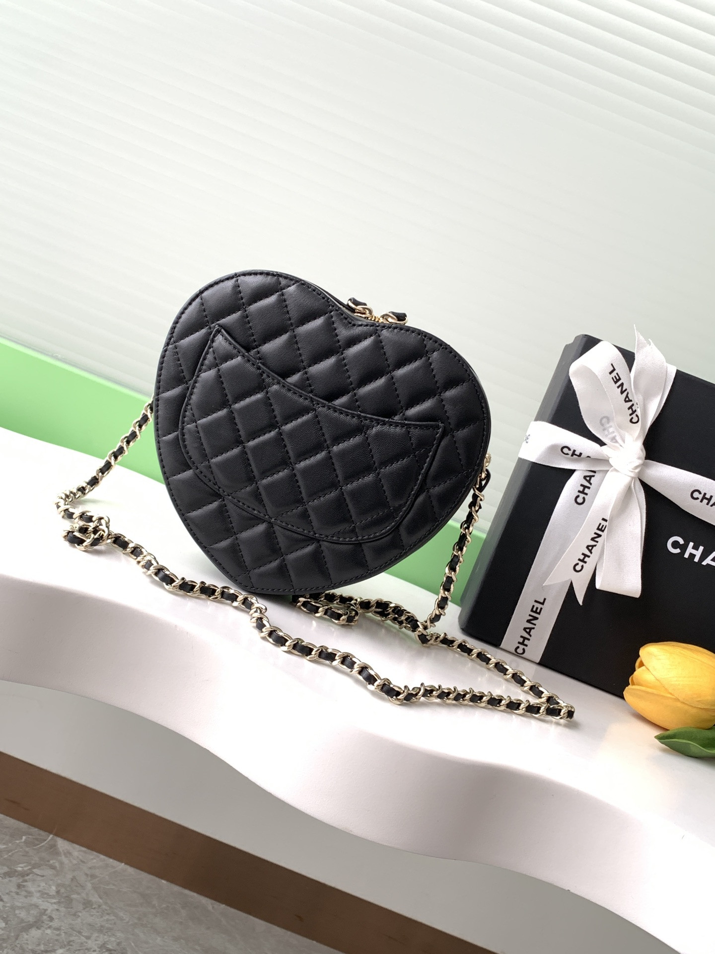 Ch**el 22cc Love Bag AS3191 18x16.5x6.5cm