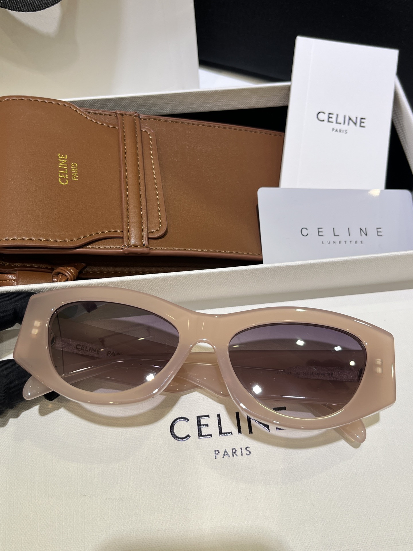 Ce1i*e Glasses CL40308U