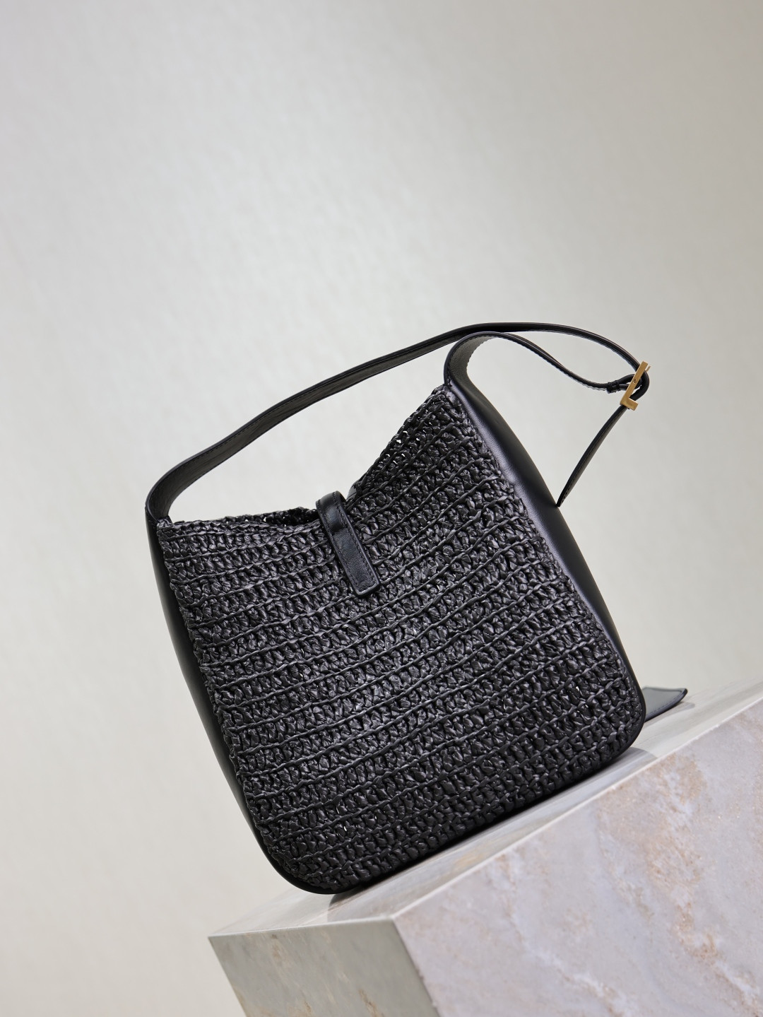 Y51 LE 5 À 7 Soft Small (Raffia/Leather) 22x22x7-9cm