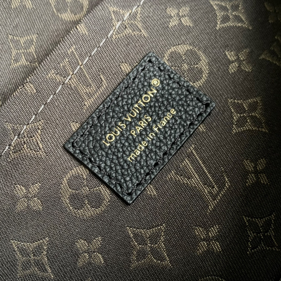 LV Express PM M26039 26x17x13.5cm