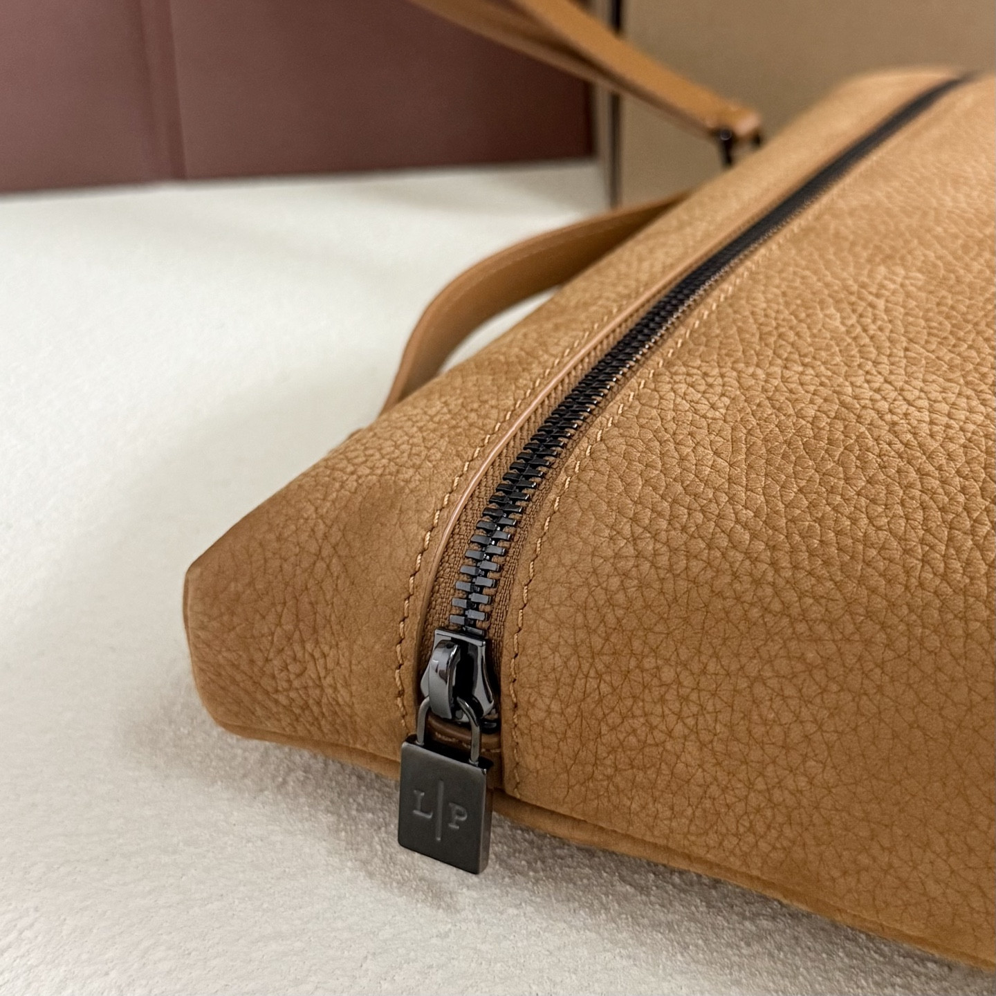 L0r0 P1ana Extra pouch L29 29x18x5cm
