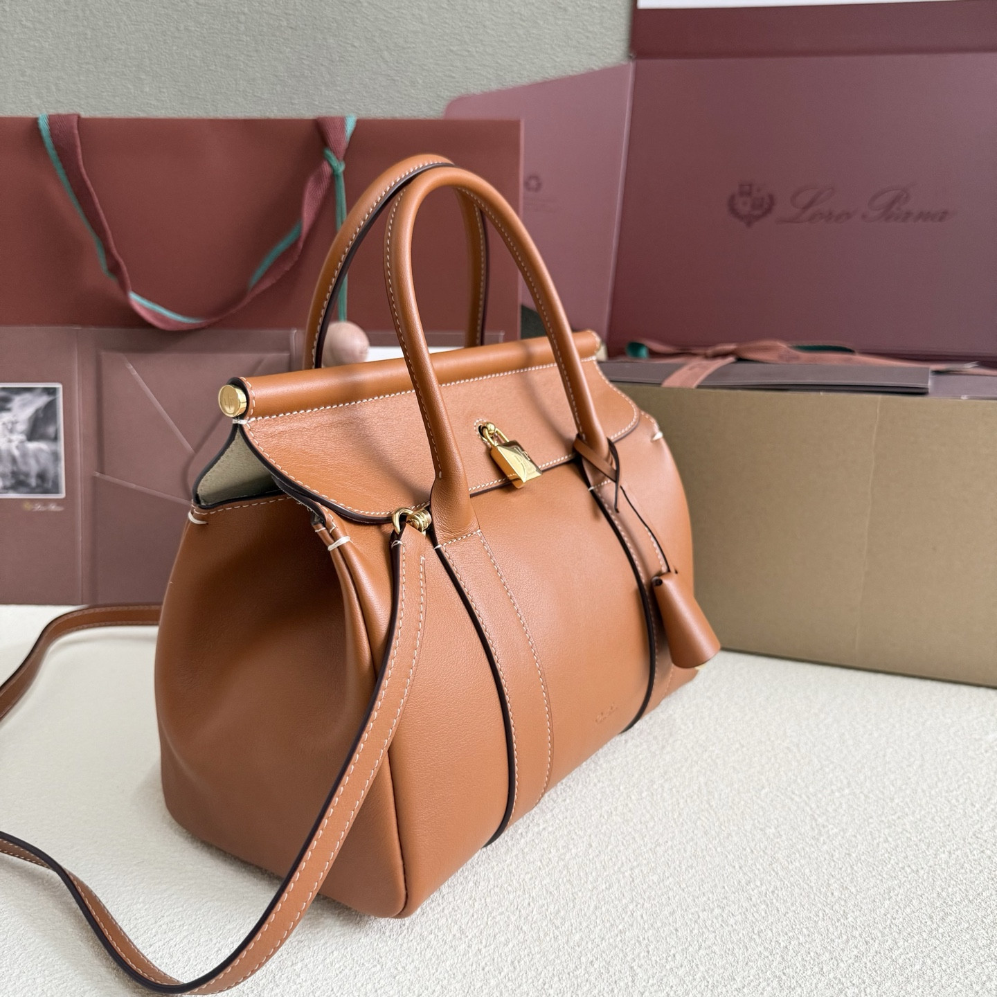 L0r0 P1ana Loom L25  Calfskin 25x18x12.5cm