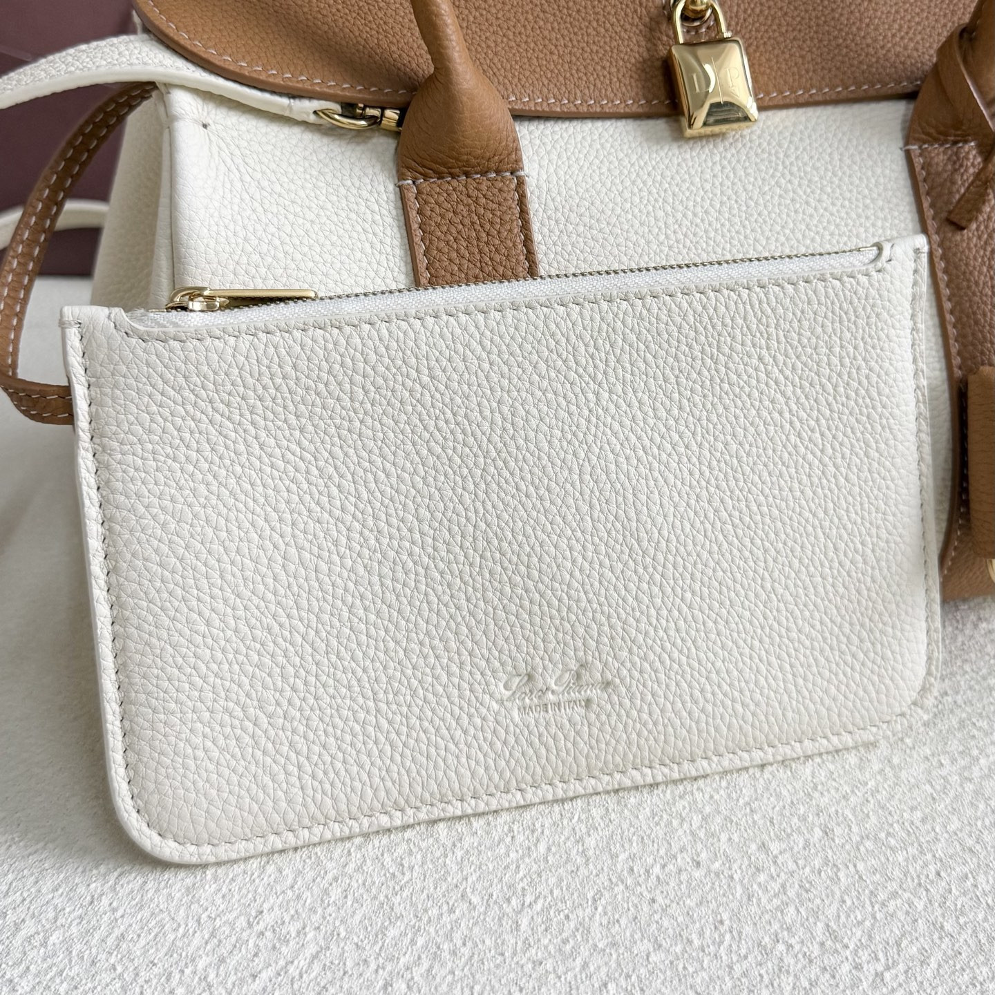 L0r0 P1ana Loom L25 Calfskin 25x18x12.5cm