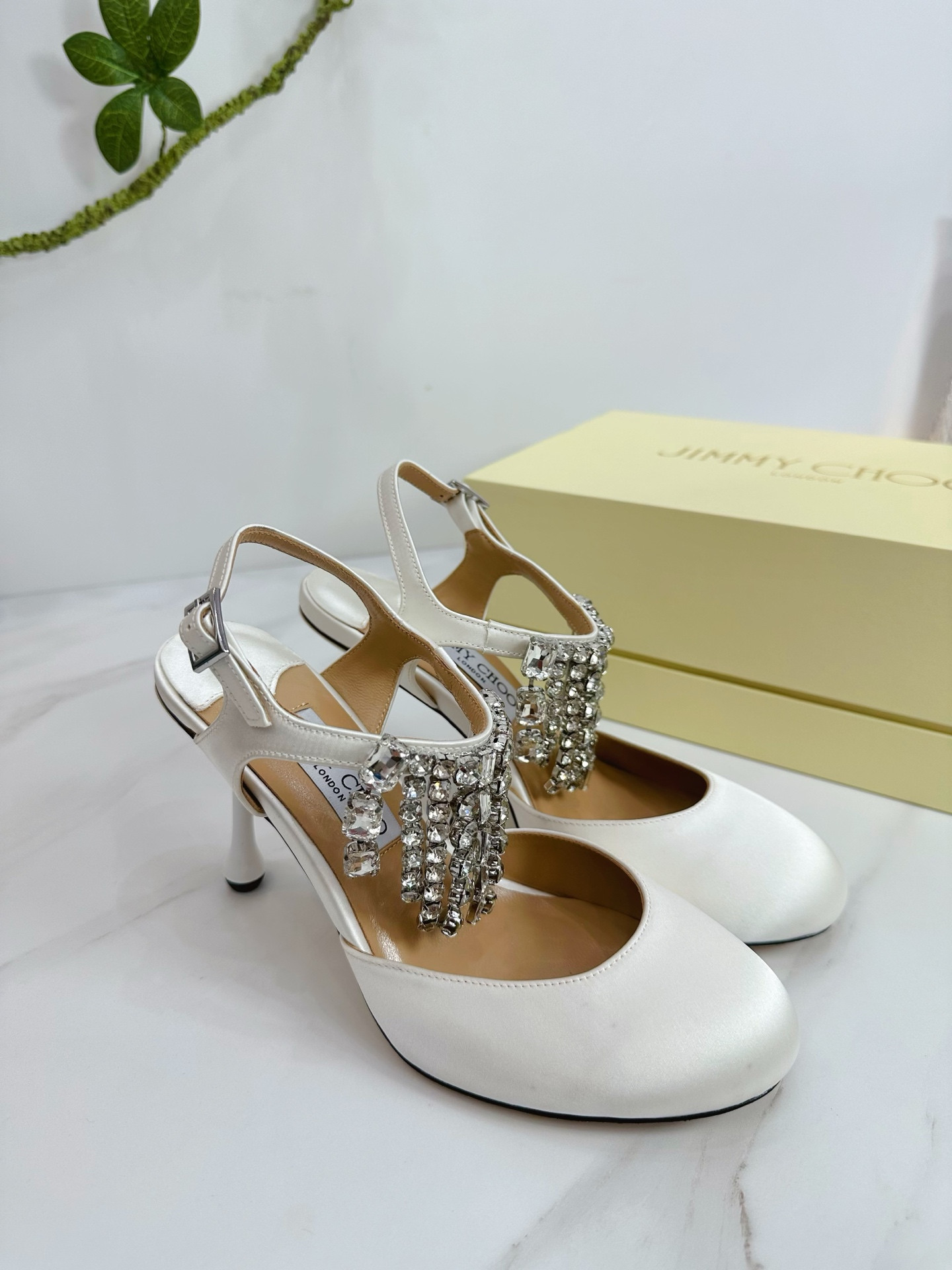 UA J1m*y Ch00 Verity Glitter Slingbacks 8.5cm