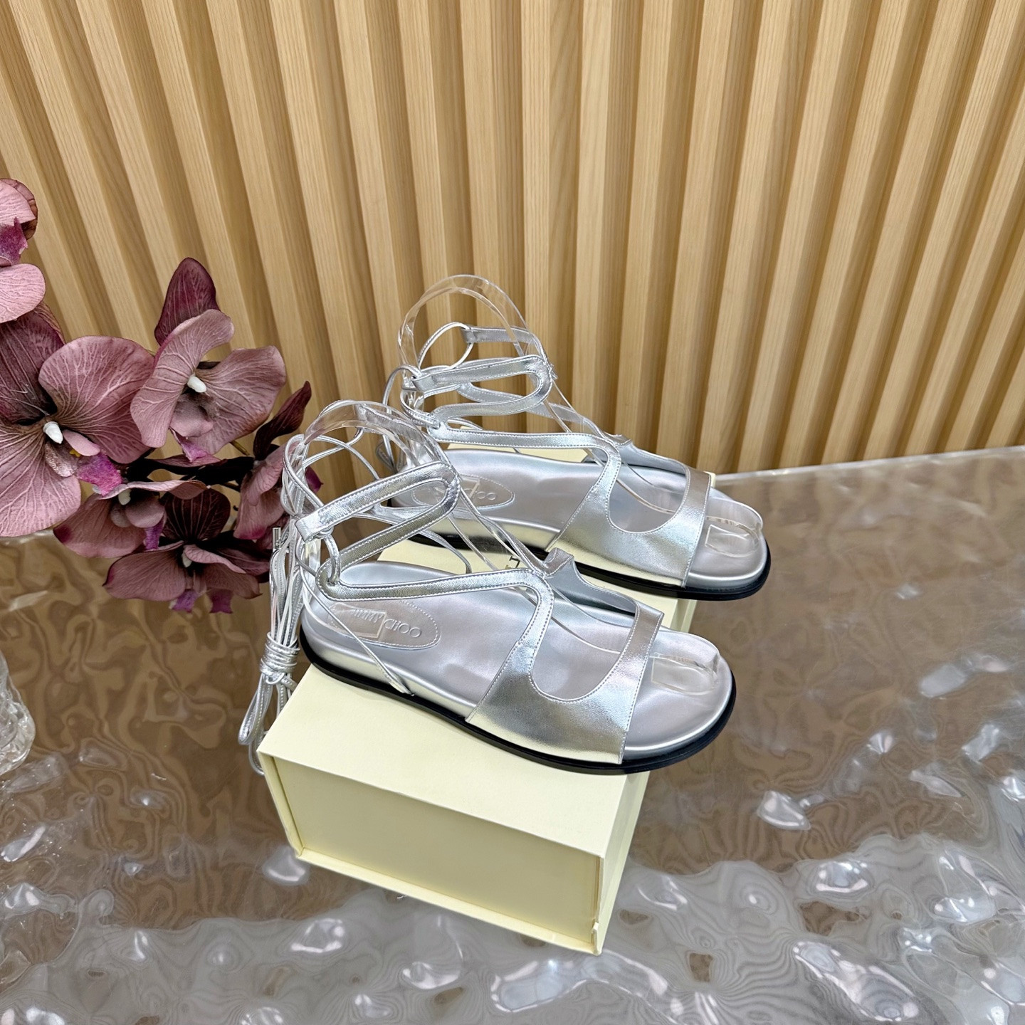 UA J1m*y Ch00 Sandals