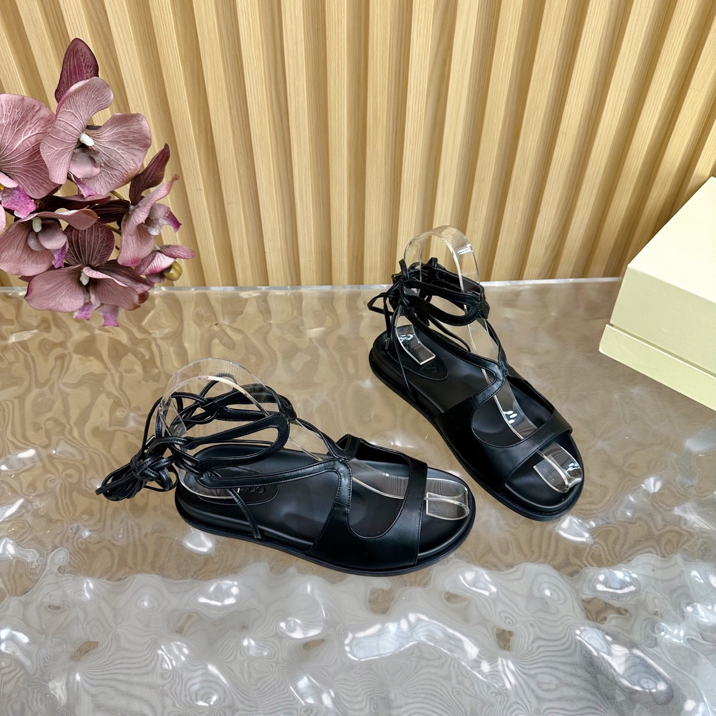 UA J1m*y Ch00 Sandals