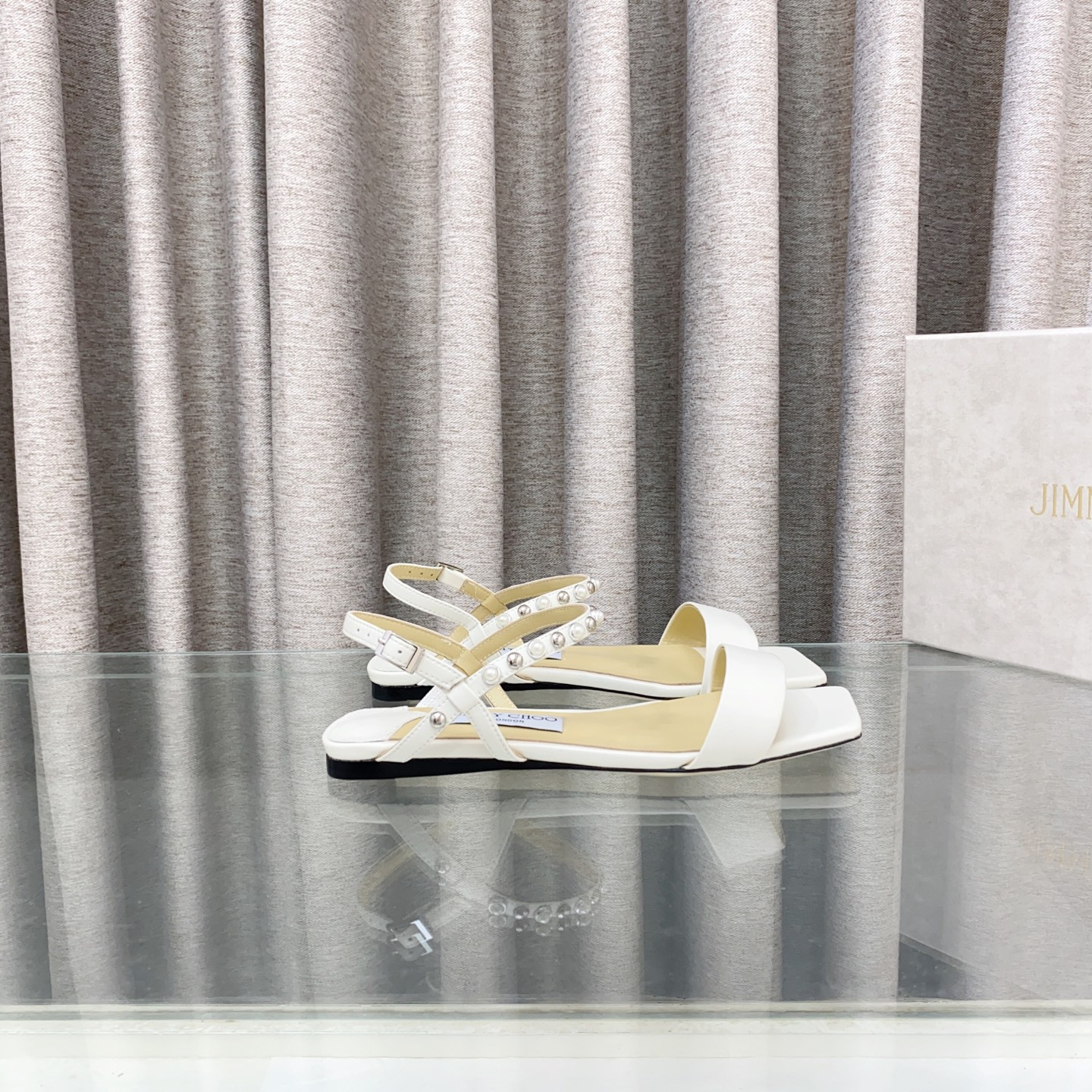 UA J1m*y Ch00 Sandals