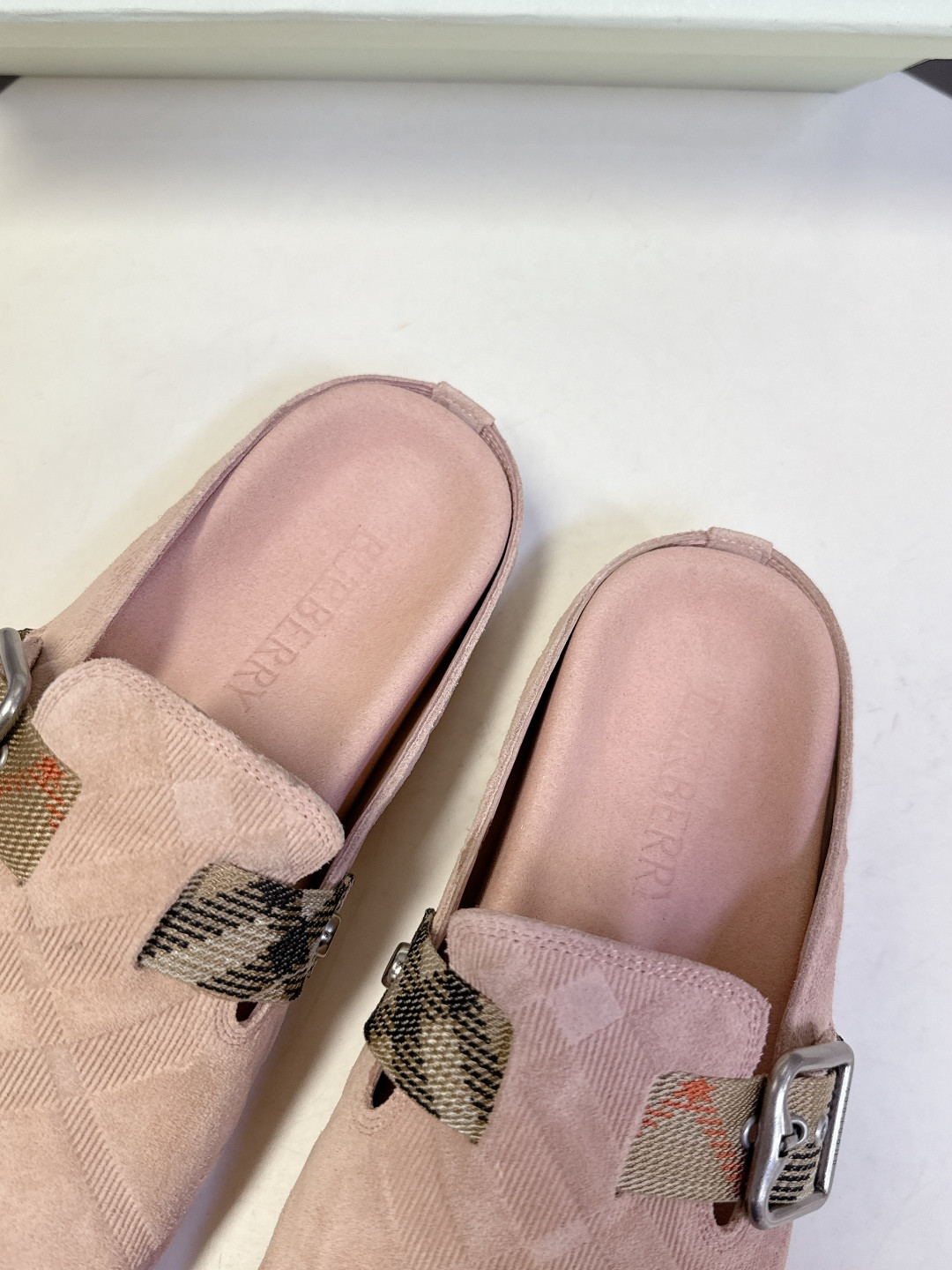 UA Bv*b*rry Check Suede Urchin Clogs