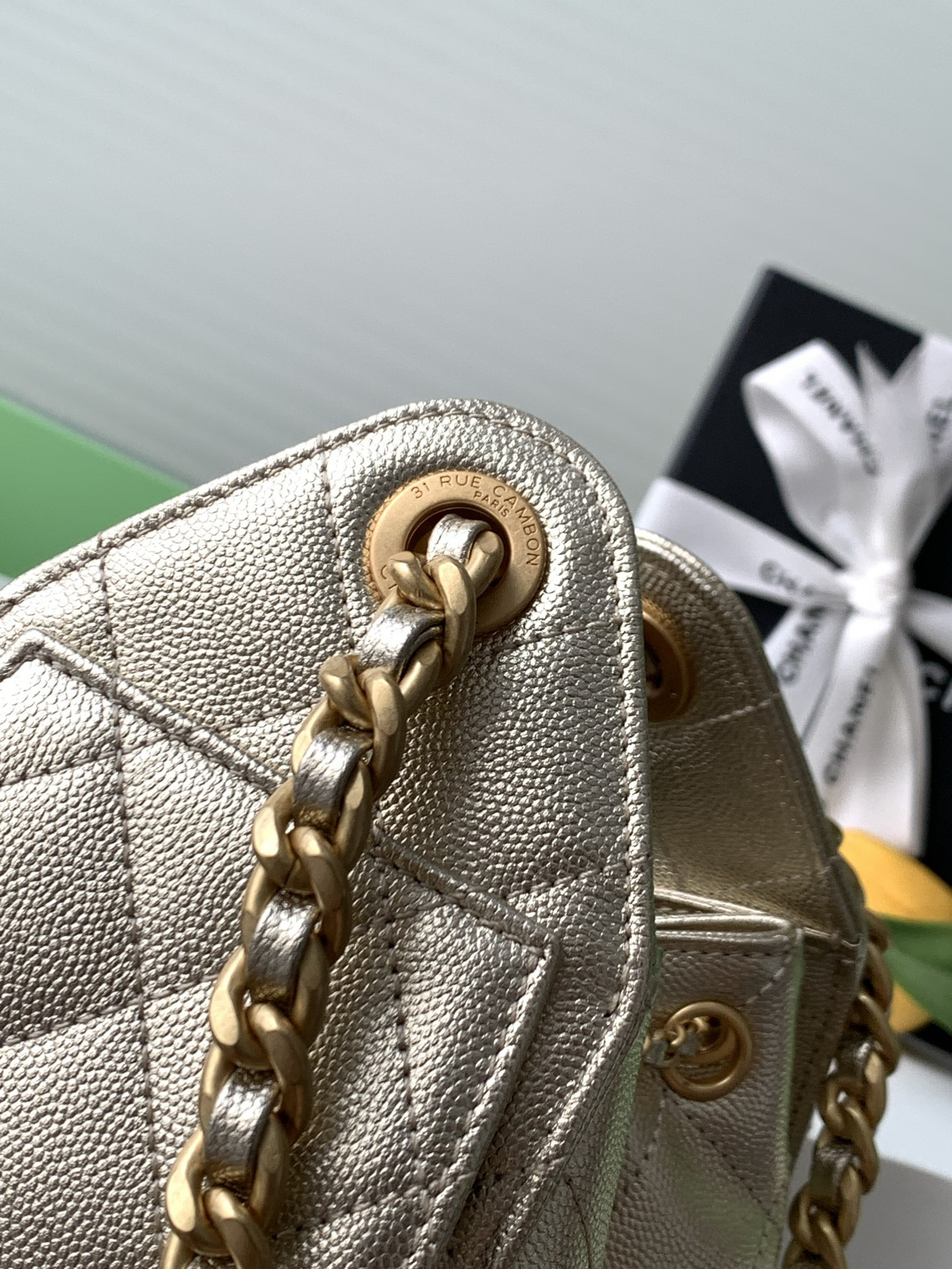 Ch**el 25C Bucket Bag 20x22x12.5cm