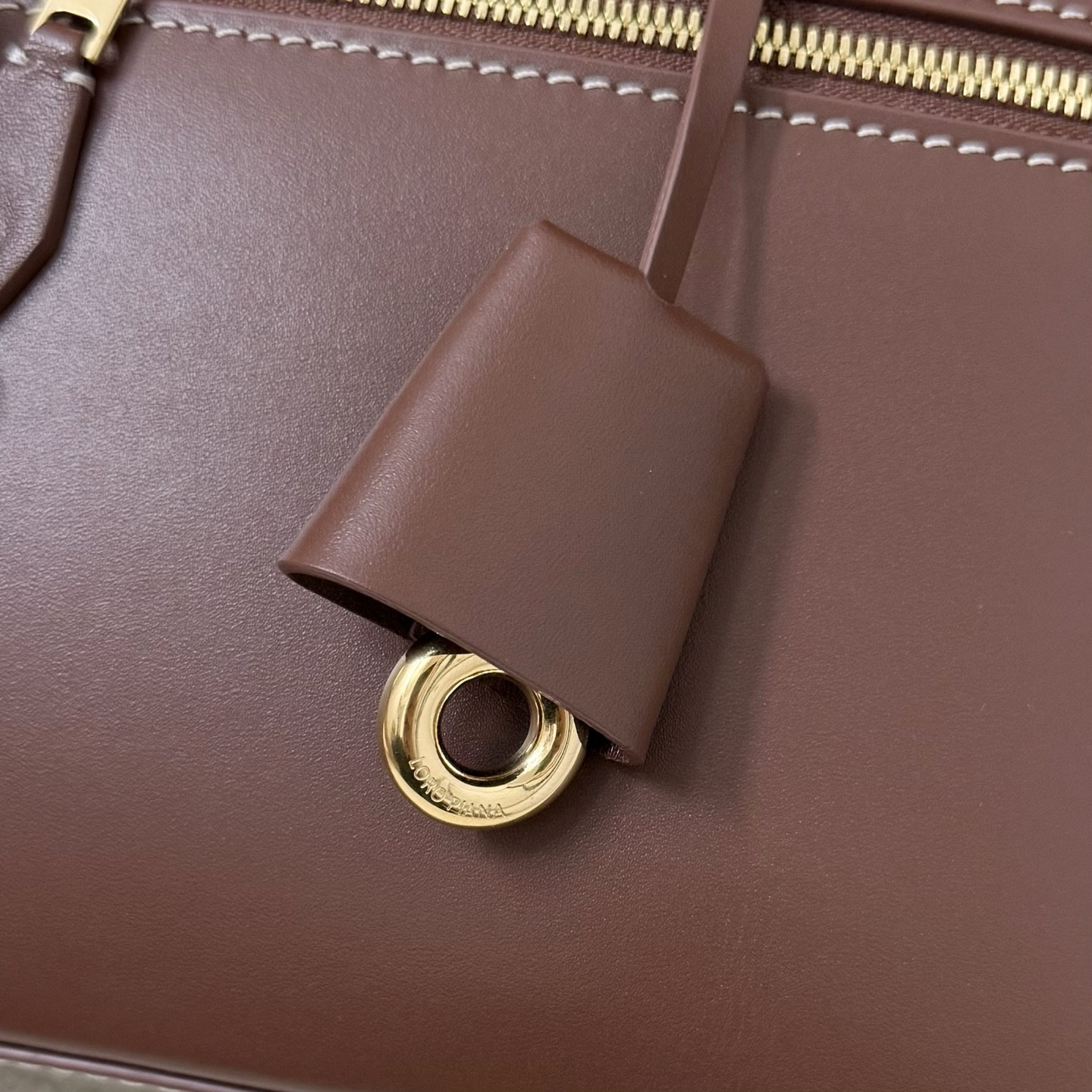 L0r0 P1ana Extra Pocket L27 16x27x10cm