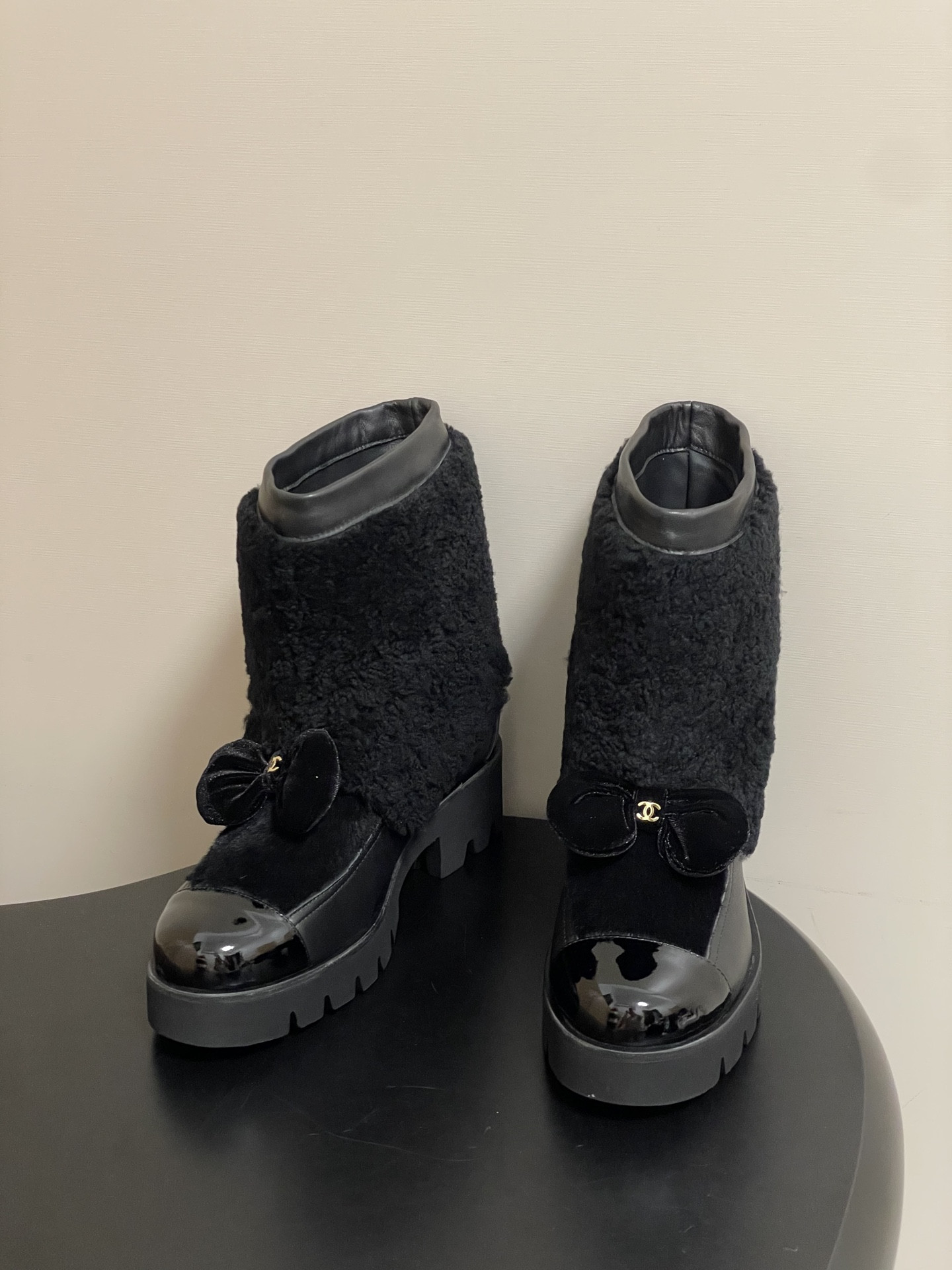 UA Ch**el Short Boots