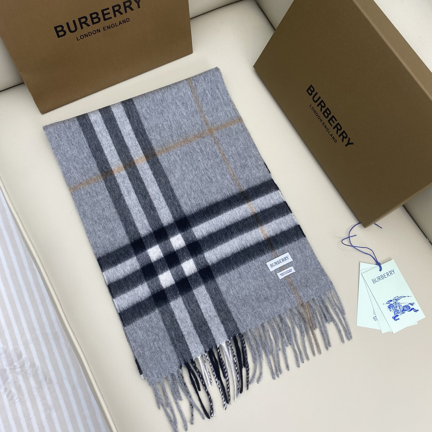 Bv*b*rry scarf 30x168cm 100% cashmere