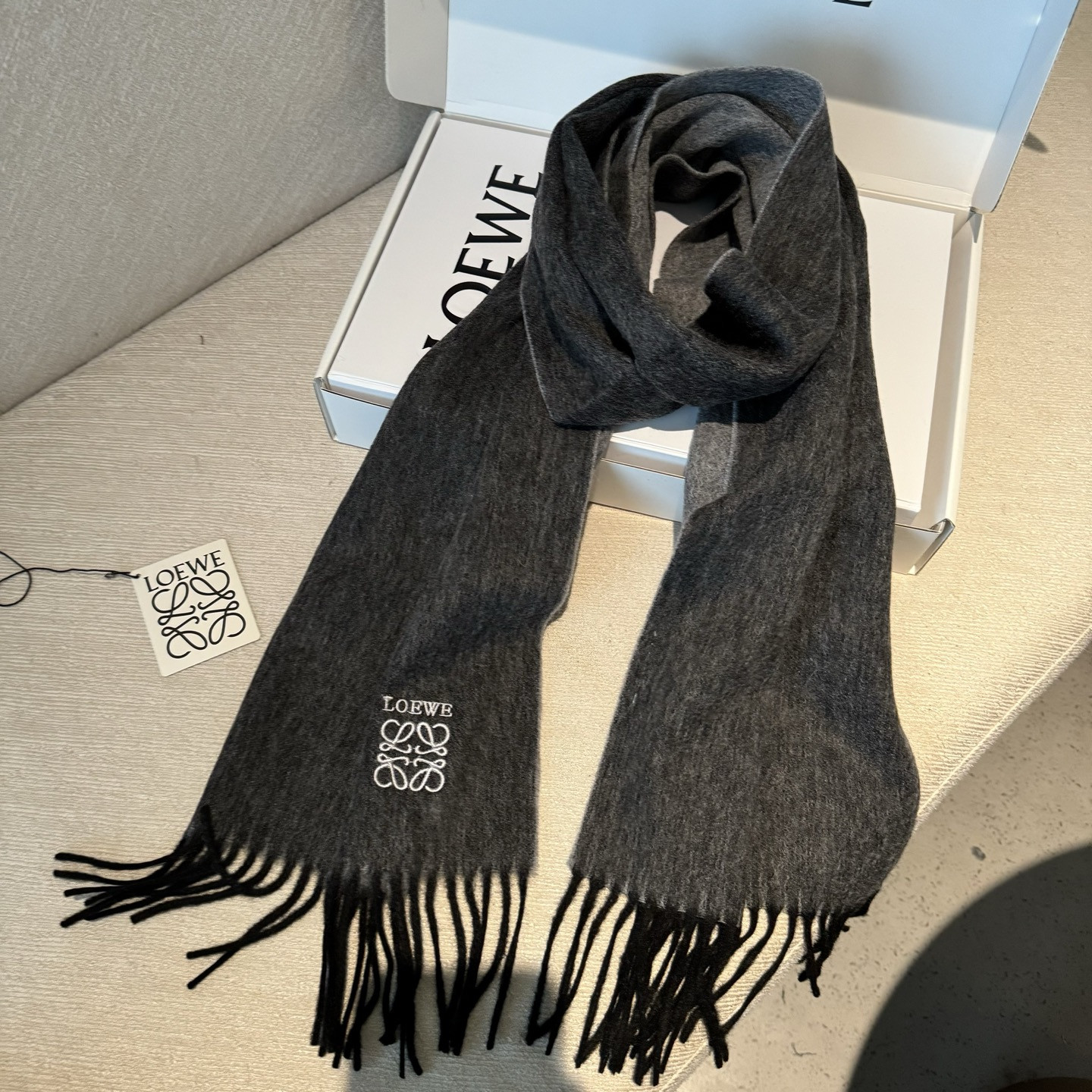 L0ew* scarf 30x180cm