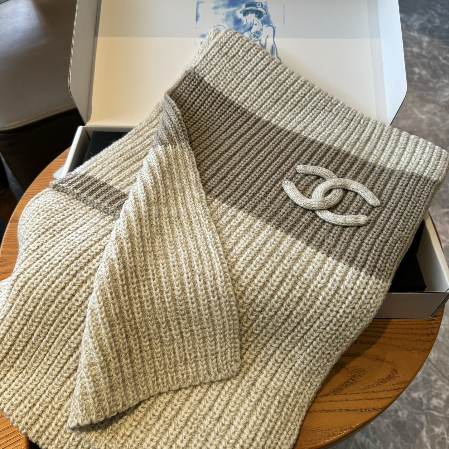 Ch**el scarf 30x200cm 100% cashmere